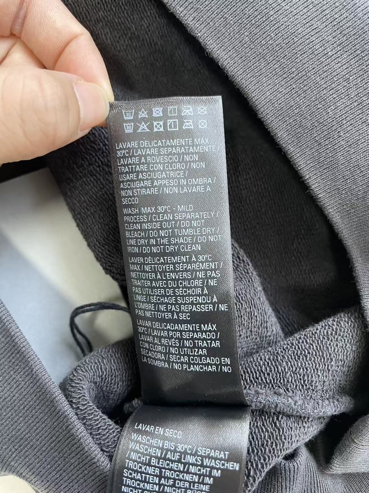 Balenciaga Balenciaga Logo Print Black Pullover Hoodie Size US S / EU 44-46 / 1 - 9 Thumbnail