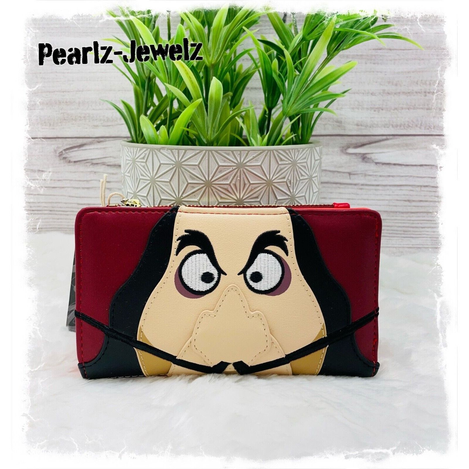 Disney Loungefly Disney Peter Pan Captain Hook Figural Cosplay Wall Size ONE SIZE - 1 Thumbnail
