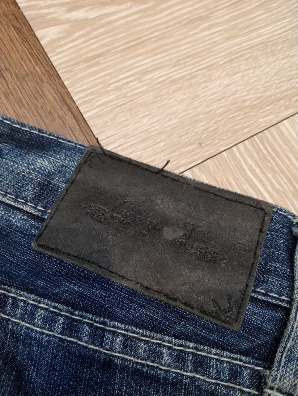 Japanese Brand JAPANESE CAVARIA STUDDED FLARED DISTRESSED JEANS - SIZE 44 Size US 32 / EU 48 - 11 Thumbnail
