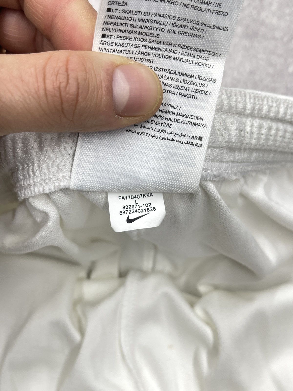 Nike Mens Nike Academy Football Shorts White Drill Y2K TECH ACG Size US 34 / EU 50 - 6 Thumbnail