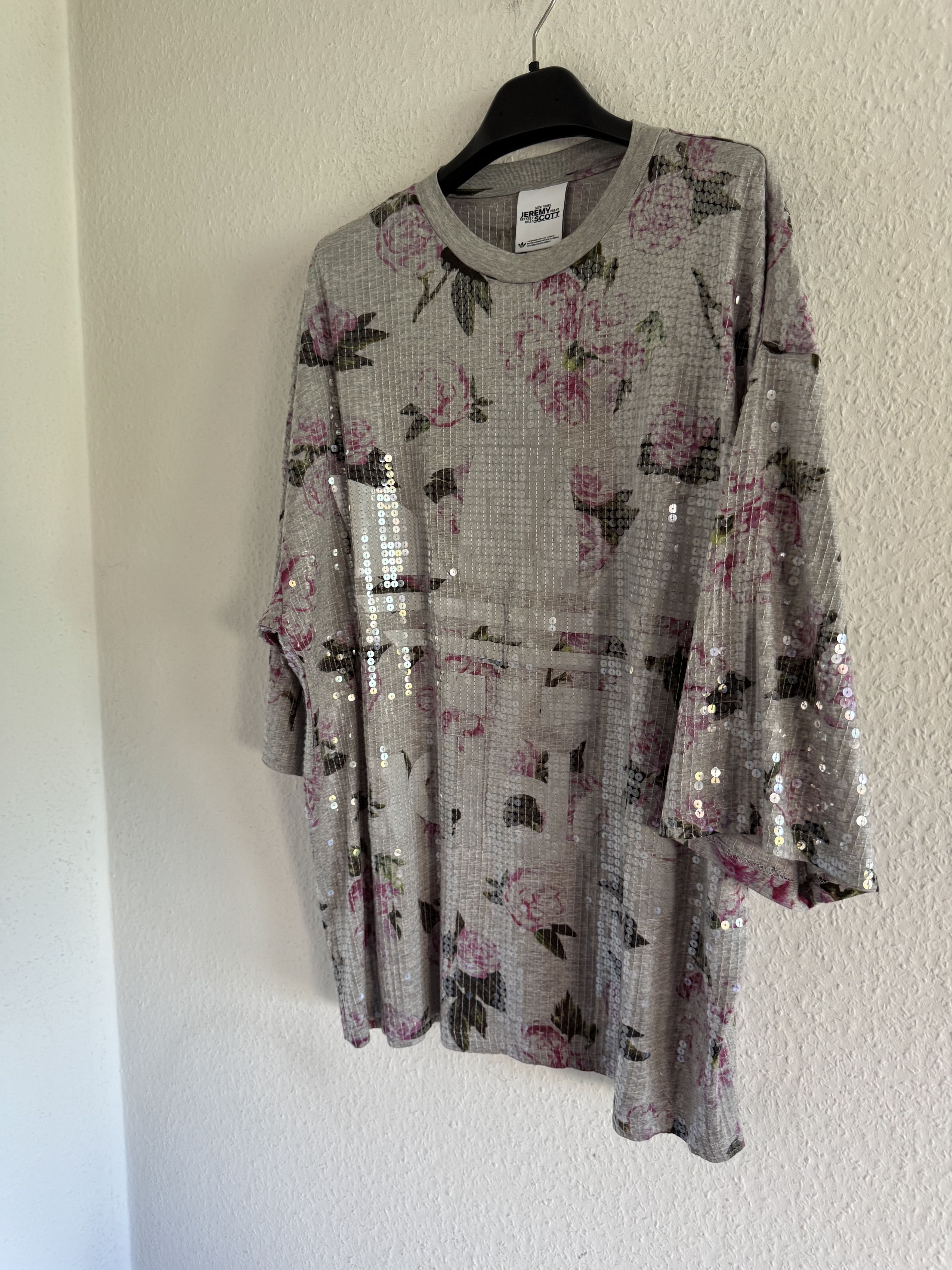 Adidas × Jeremy Scott Sequin Floral Oversized Long Shirt Dress Size US XXL / EU 58 / 5 - 2 Thumbnail