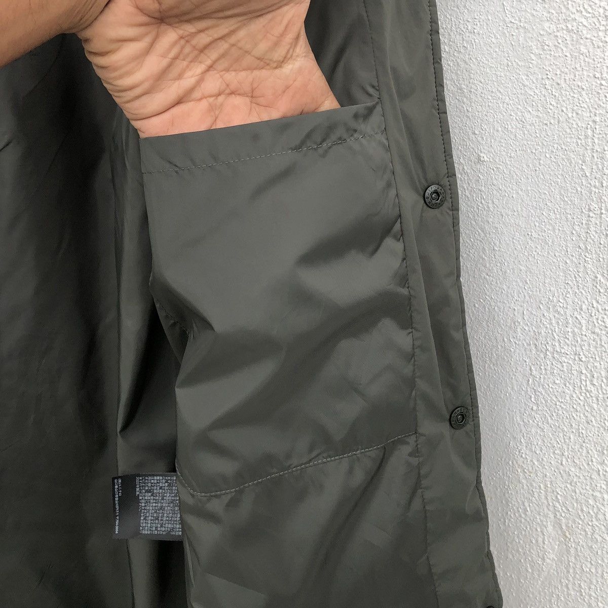 Uniqlo UNIQLO HEATTECH WARM PADDED JACKET Size US M / EU 48-50 / 2 - 14 Thumbnail