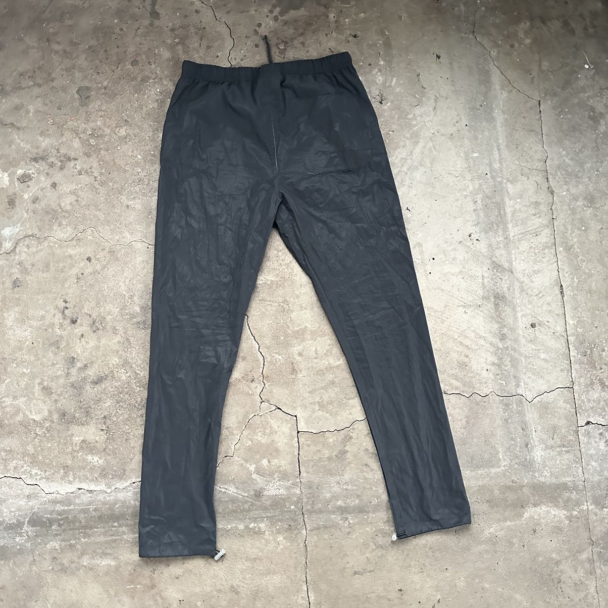 Essentials Fear Of God Essentials Reflective Track Pants M Grey Size US 32 / EU 48 - 6 Thumbnail