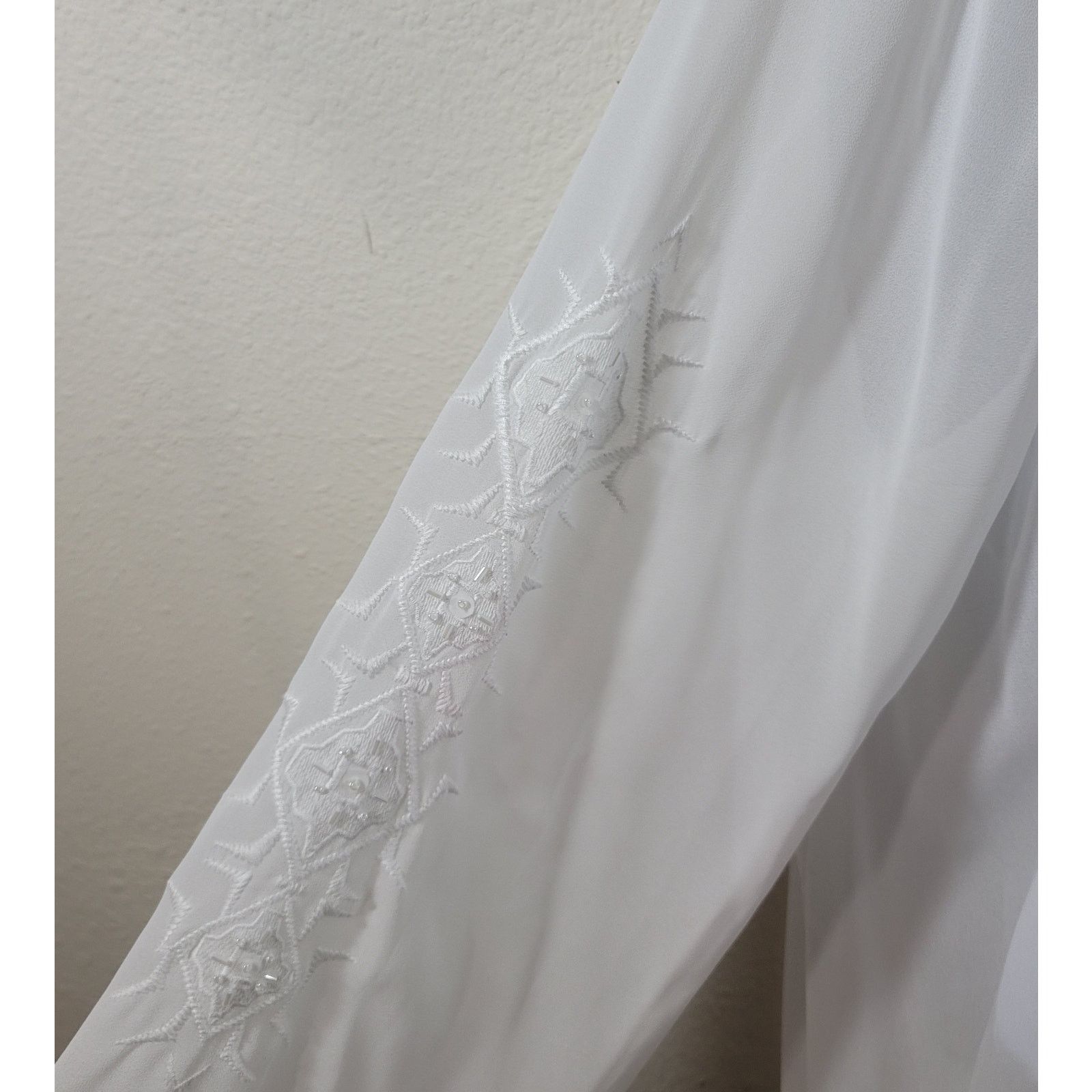 Other Lane Bryant White Beaded Embroidered Bodice Sheer Top 14 16 Size XL / US 12-14 / IT 48-50 - 5 Thumbnail