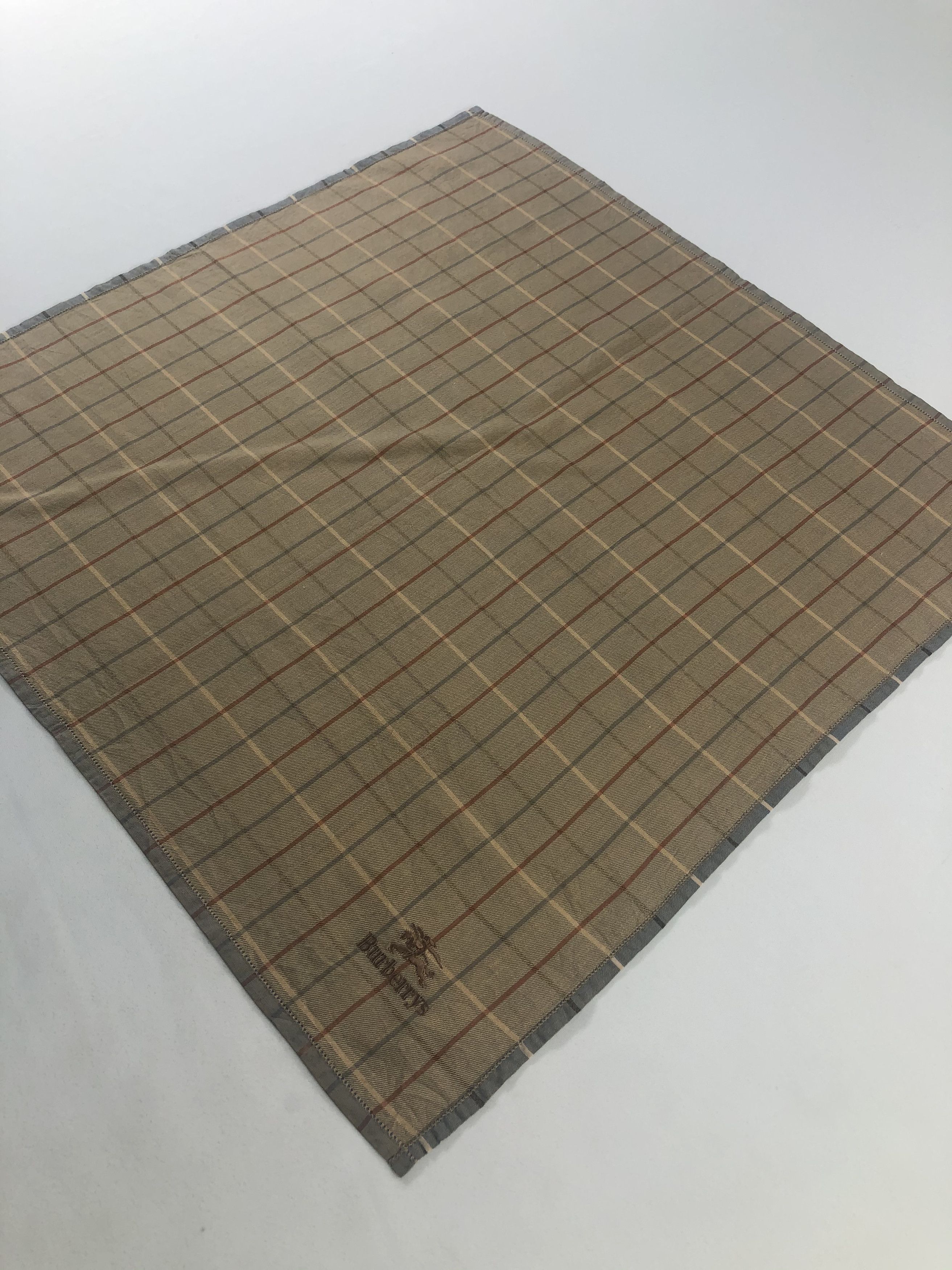 Burberry Burberrys Handkerchief / Bandana / Neckerchief Size ONE SIZE - 3 Thumbnail