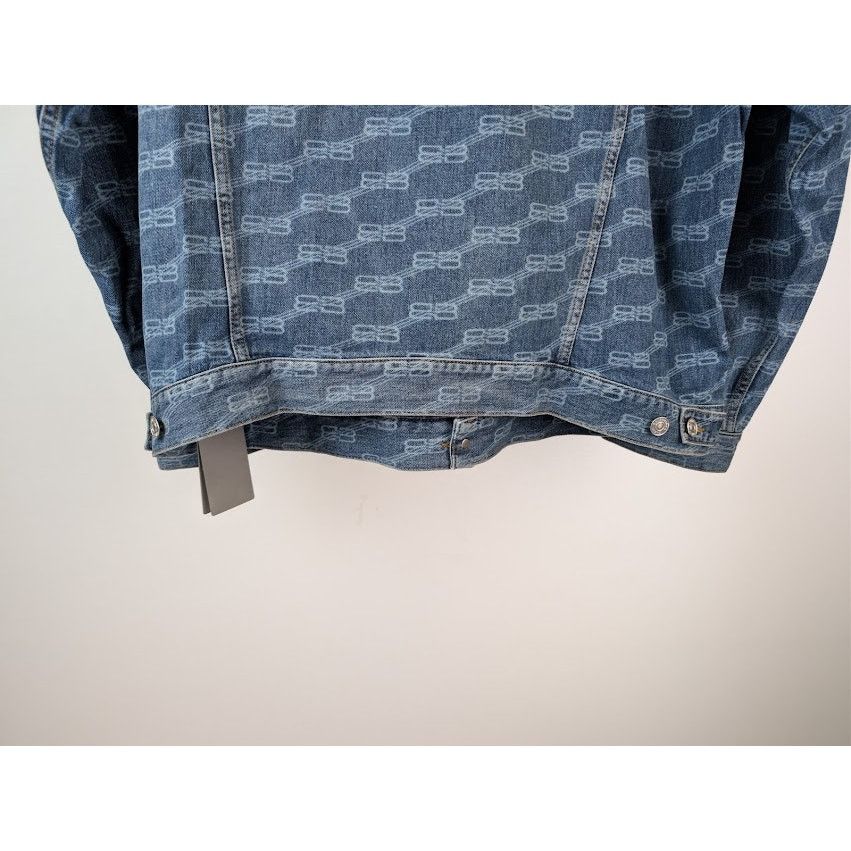 Balenciaga o1rshd1 Large Fit Denim Jacket in Blue Authentic Ring Size US M / EU 48-50 / 2 - 12 Thumbnail