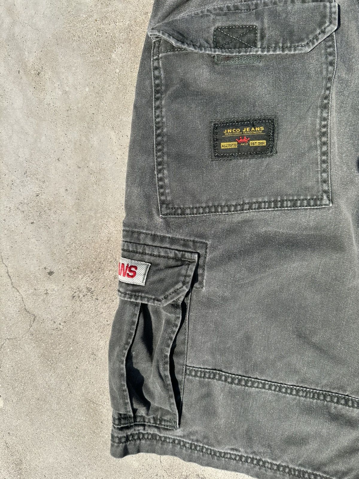 JNCO × Vintage Vintage JNCO Jeans Cargo Shorts - Kids Size 28 Size US 28 / EU 44 - 13 Thumbnail