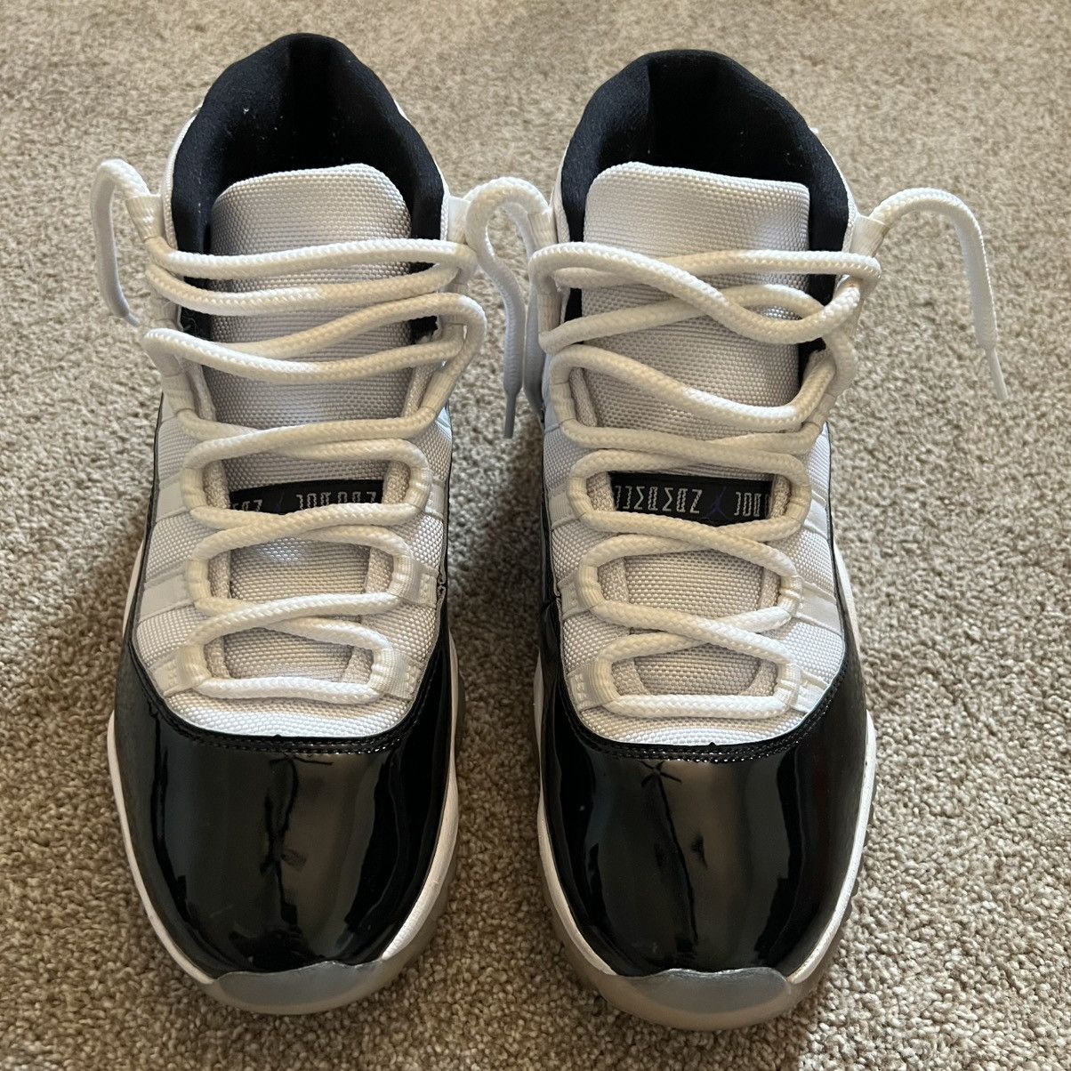 Jordan Brand 2018 Jordan 11 Retro Concord Size 9 Size US 9 / EU 42 - 2 Thumbnail