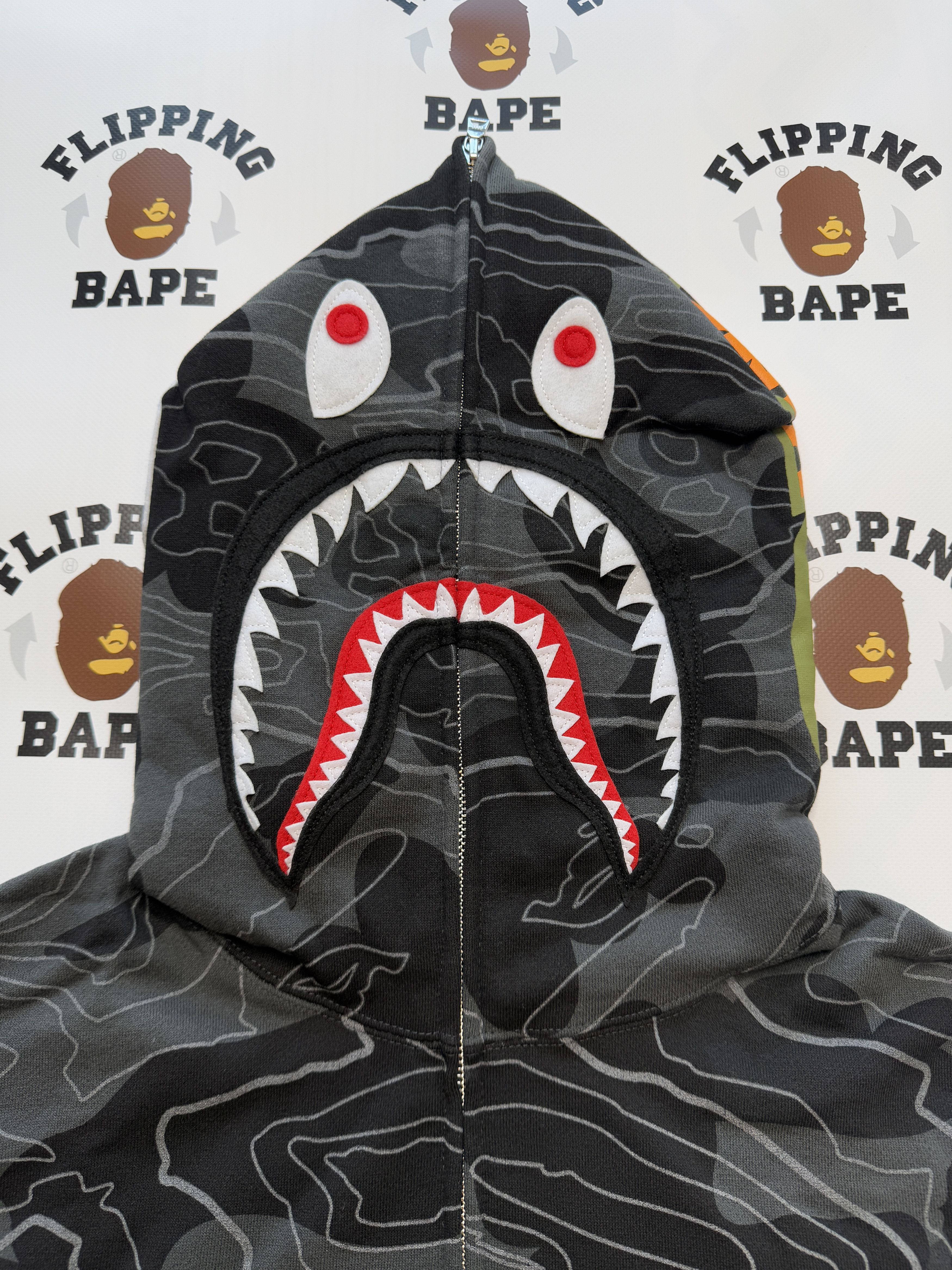 Bape BAPE LAYERED LINE CAMO SHARK FULL ZIP HOODIE Size US XXL / EU 58 / 5 - 5 Thumbnail