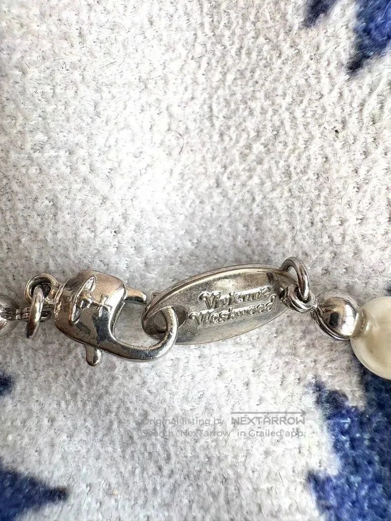 Vivienne Westwood Vivienne Westwood Pink Pearl Saturn Bracelet. Size ONE SIZE - 9 Thumbnail