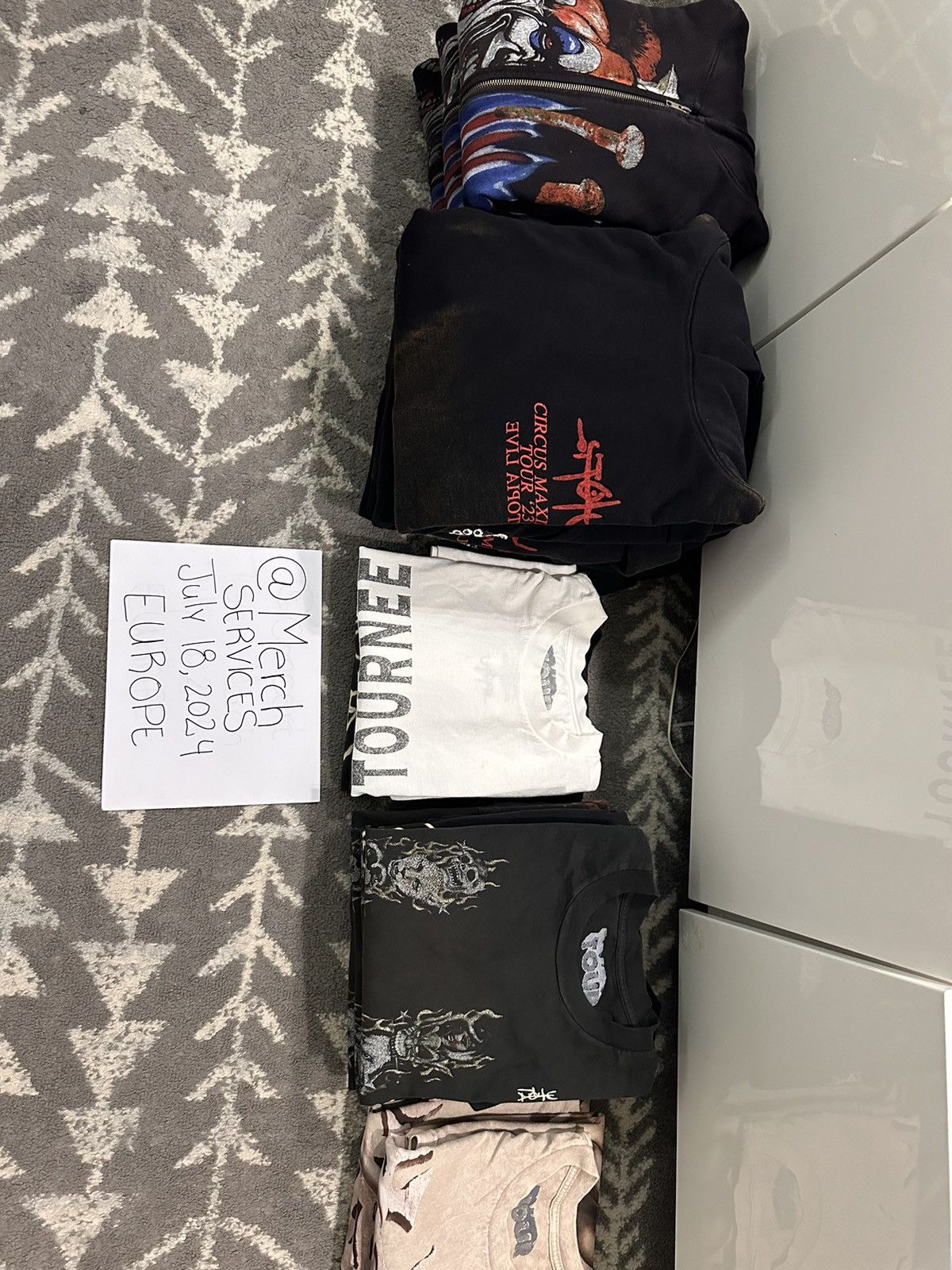 Travis Scott EURO TRAVIS SCOTT LONDON SKULL TEE IN A LARGE Size US L / EU 52-54 / 3 - 5 Thumbnail