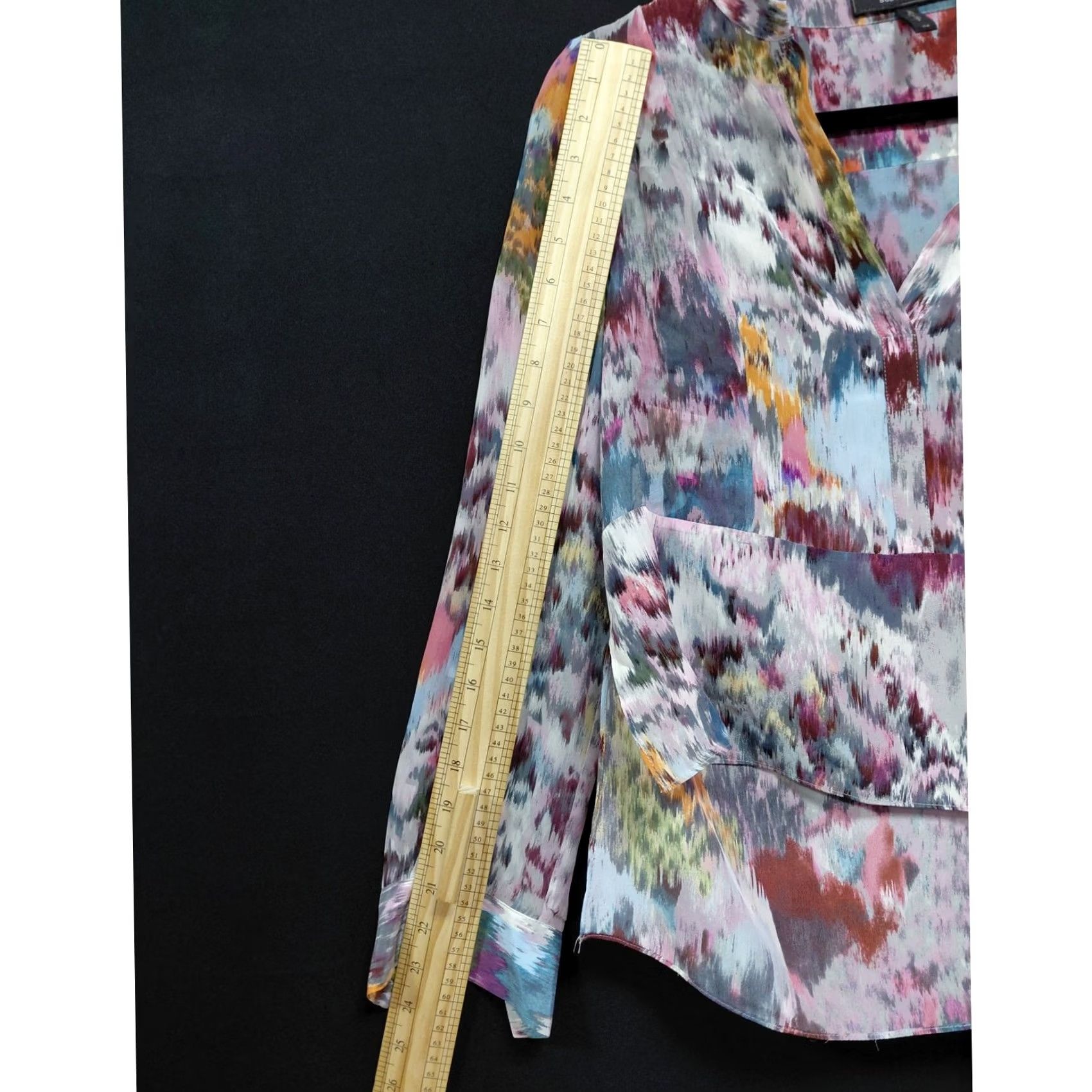 Bcbgmaxazria BCBGMAXAZRIA Silk Blouse Multicolor Graphic Print Long Sleeve XS Womens Size XS / US 0-2 / IT 36-38 - 3 Thumbnail