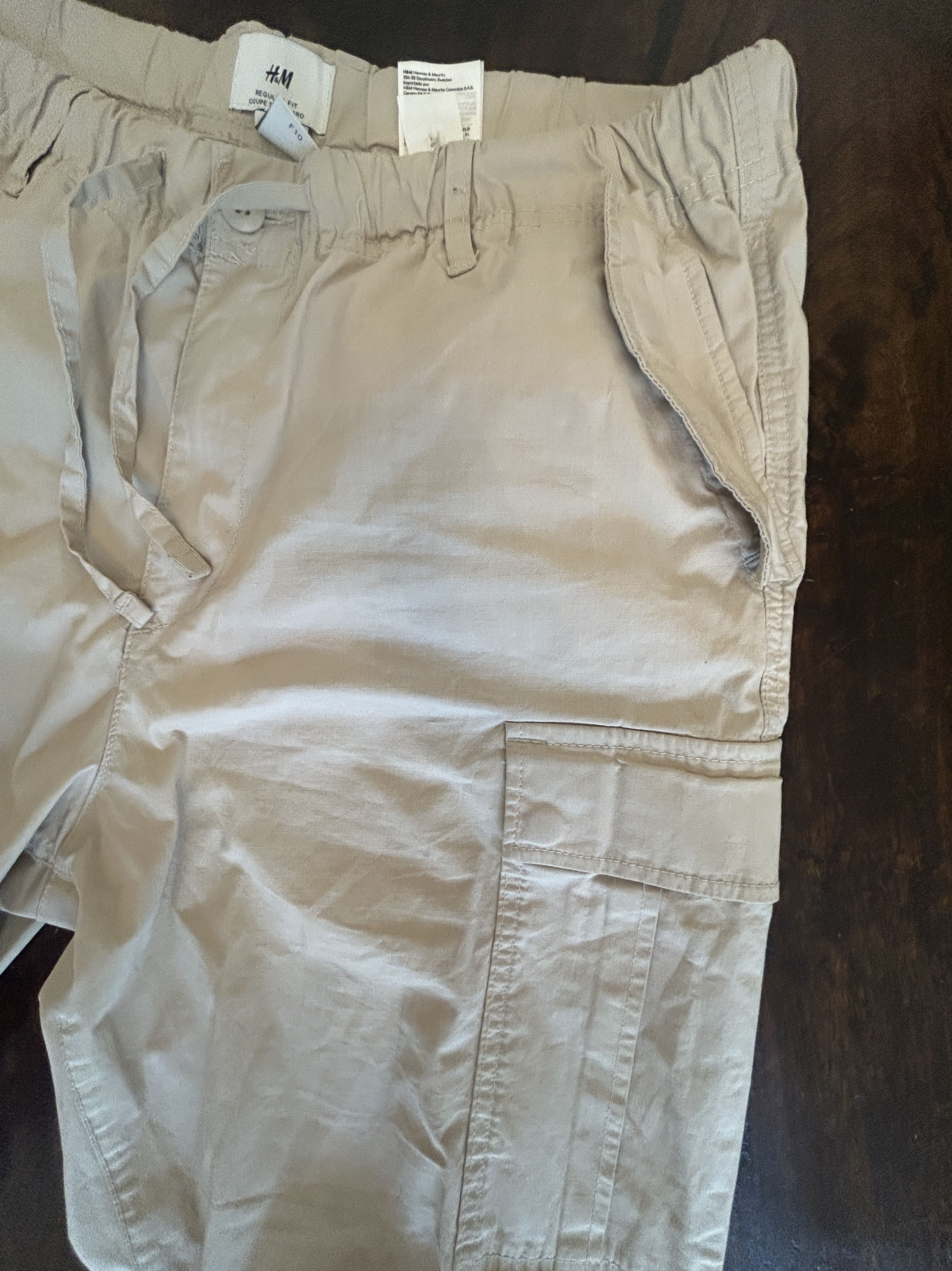 H&M H&M Relaxed Fit Cargo Pants Size US 36 / EU 52 - 5 Thumbnail