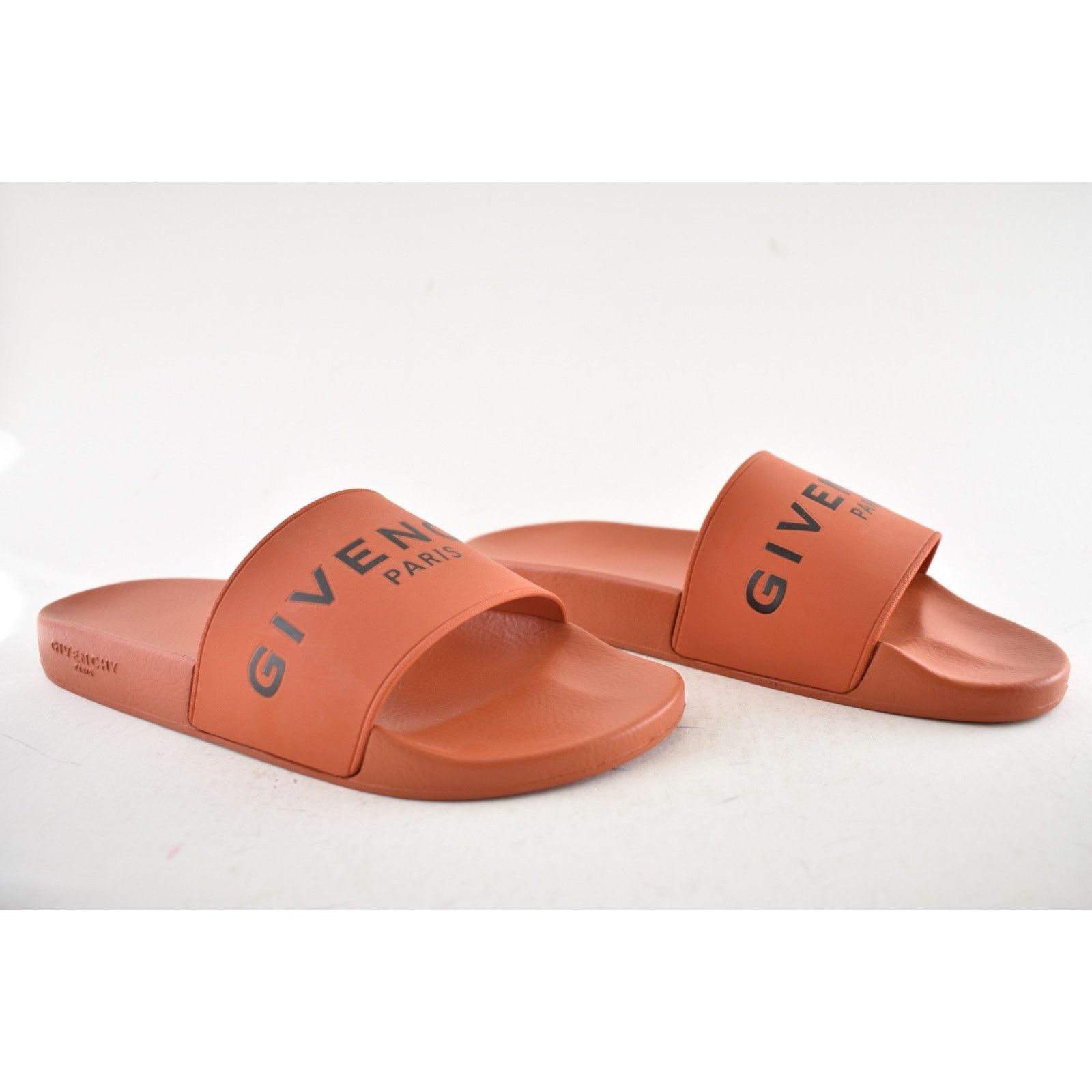 Givenchy Givenchy Orange Black Logo Rubber Pool Slide Sandal 44 11 Size US 11 / EU 44 - 3 Thumbnail