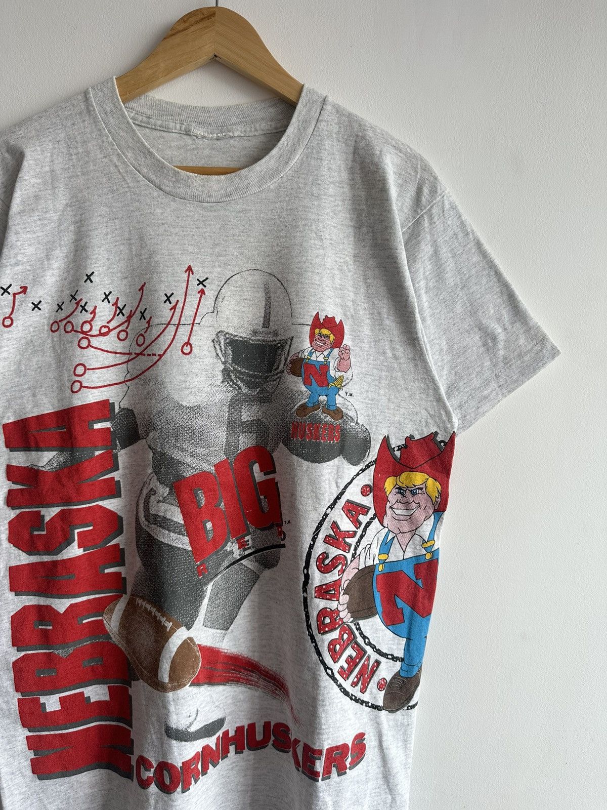 NFL × Vintage Vintage 90’s Rare Nebraska Cornhuskers Football Club USA TEE Size US M / EU 48-50 / 2 - 4 Thumbnail