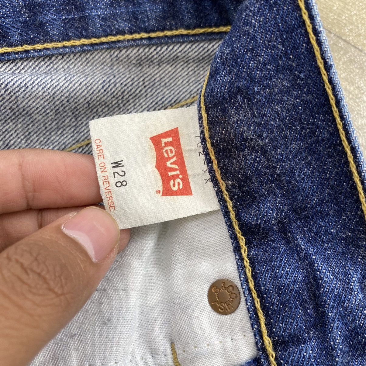 Levi's 🇯🇵 1990s Levis 702xx Selvedge Buckle Back Faded Blue Jeans Size US 27 - 9 Thumbnail