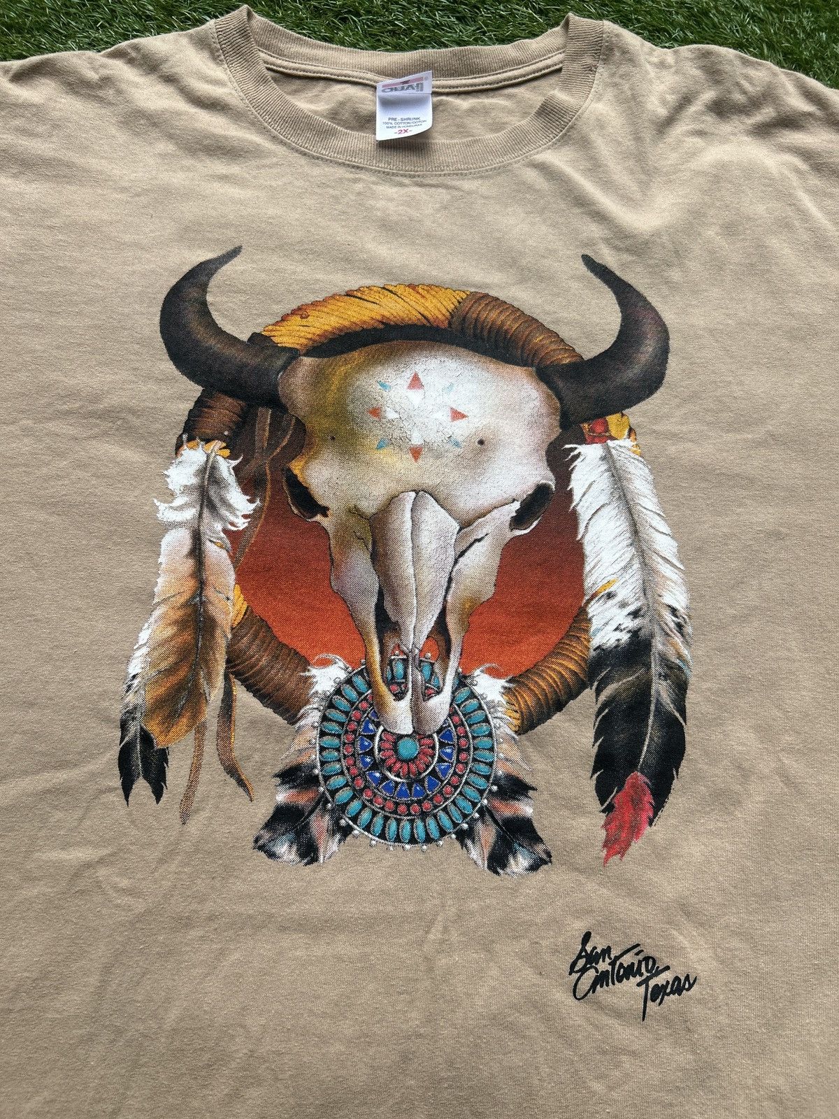 Vintage Vintage 90s San Antonio Texas Buffalo Skull Graphic T-Shirt Size US XXL / EU 58 / 5 - 2 Thumbnail