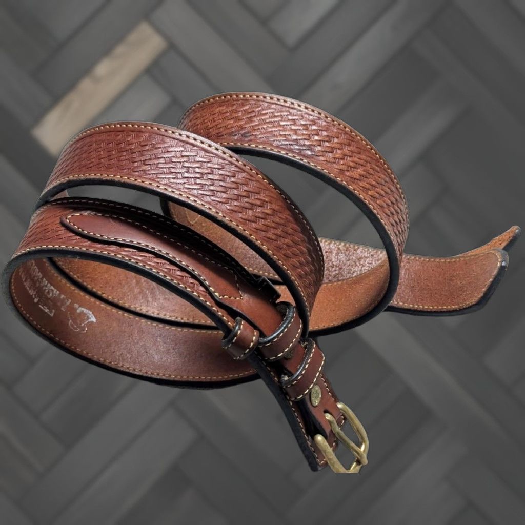 Vintage VINTAGE Amish Made Belts Western Belt Ranger Belt 48 Brown Tooled Leather USA Made Men Size 48/49 Belt Width 1-1/2" Cowboy Ranger Western Mens Size ONE SIZE - 1 Thumbnail