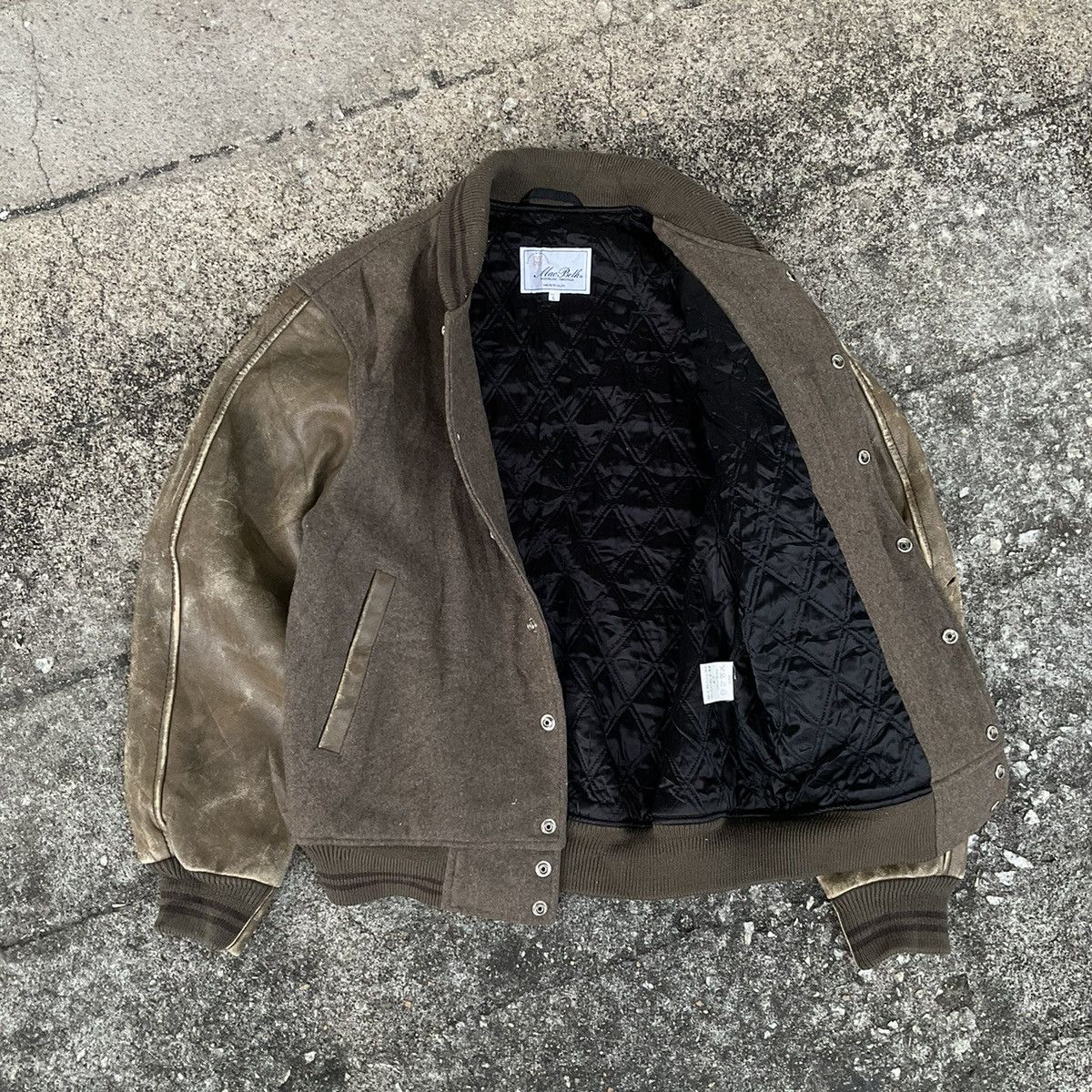 Japanese Brand × Macbeth 🔥MACBETH NOSTALGIC EMBROIDERY VARSITY JACKET Size US S / EU 44-46 / 1 - 8 Thumbnail