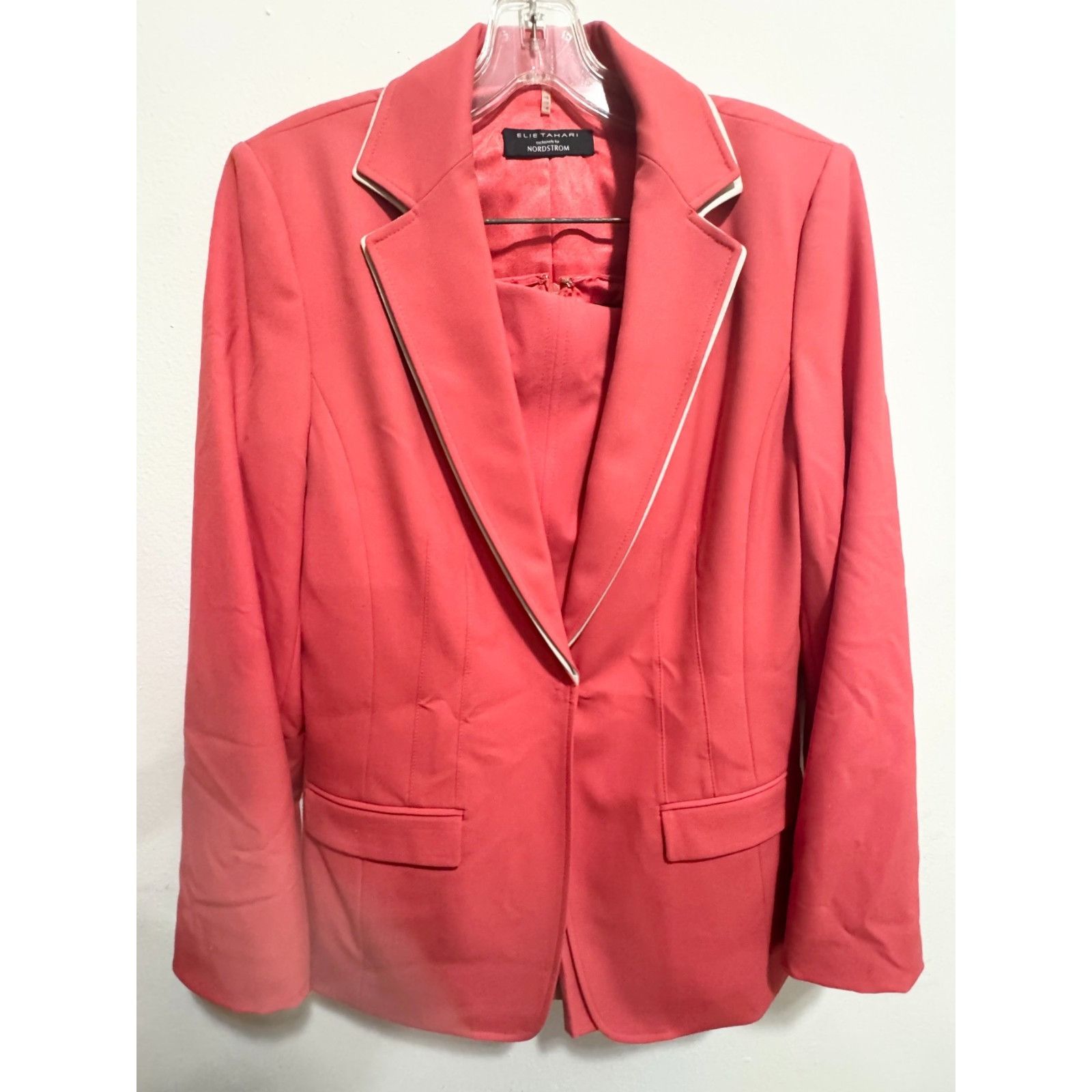 Other Elie Tahari for Nordstrom Pink Blazer & skirt suit set Size Size L / US 10 / IT 46 - 2 Thumbnail