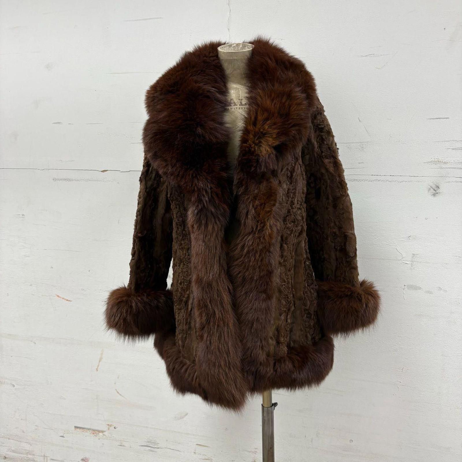Other Vintage Paneled Brown Real Fox Fur Penny Lane Afghan Coat Size S / US 4 / IT 40 - 1 Thumbnail