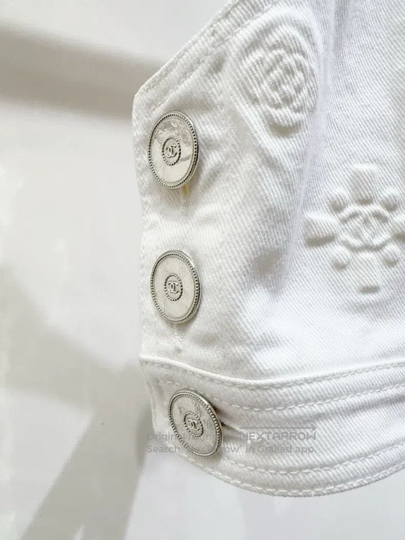 Chanel Chanel 21P relief camelia logo vest Size XS / US 0-2 / IT 36-38 - 3 Thumbnail