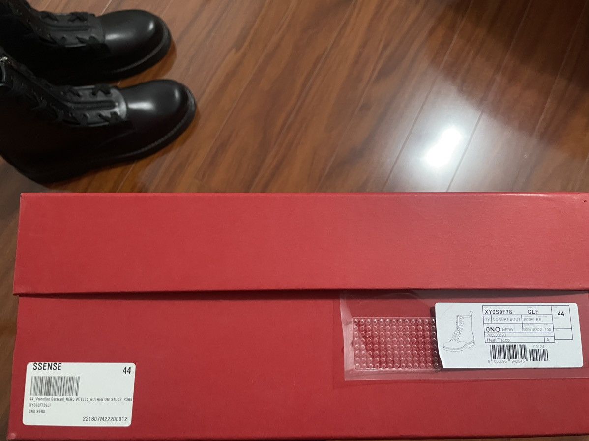 Valentino Black Leather Combat boots Size US 11 / EU 44 - 11 Thumbnail