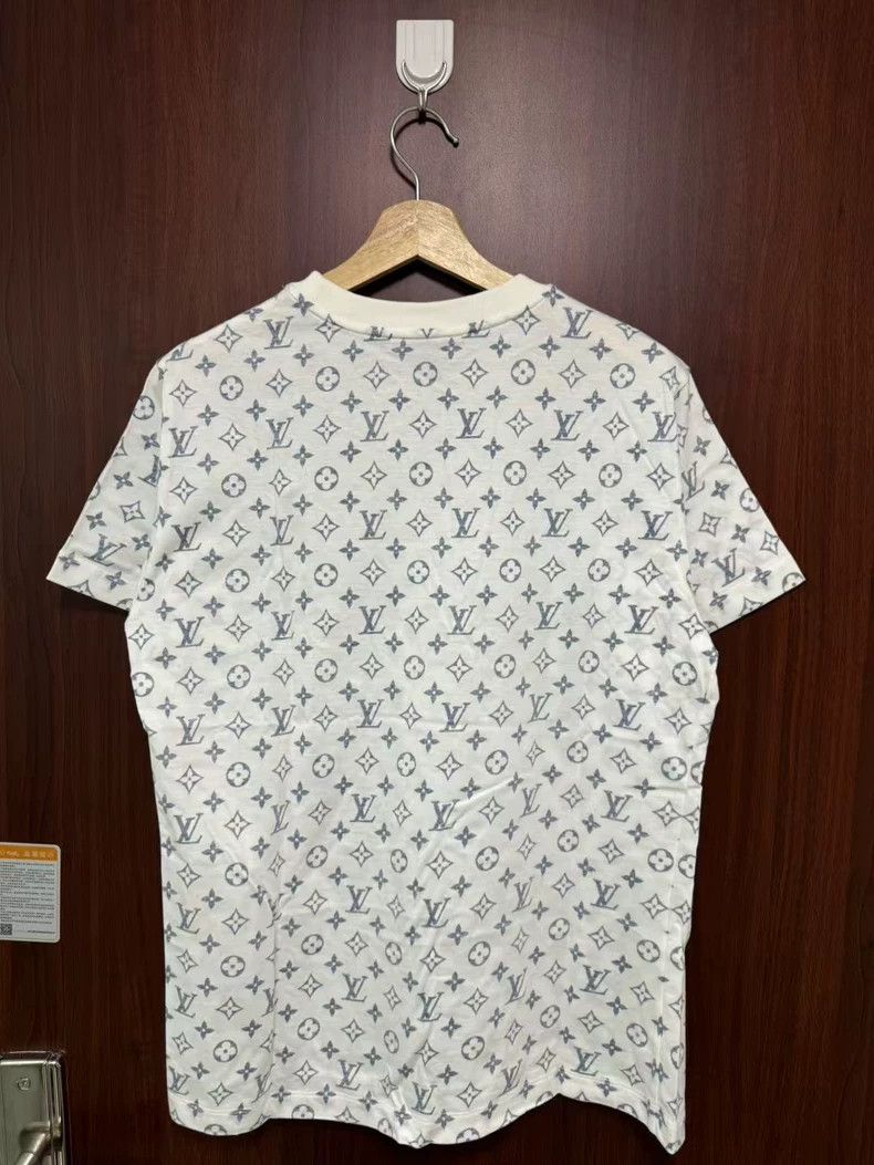 Louis Vuitton Louis Vuitton White full printed jacquard logo chain short Size US XL / EU 56 / 4 - 2 Thumbnail