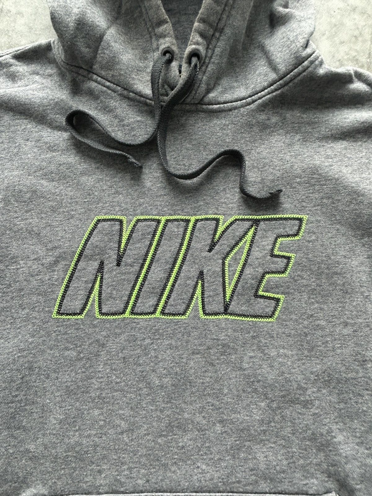 Nike Vintage Y2K Nike Hoodie Spellout Logo Size US M / EU 48-50 / 2 - 2 Thumbnail