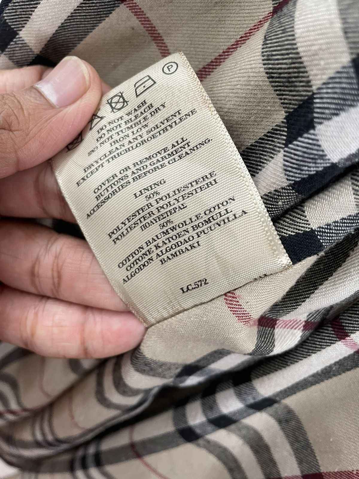 Burberry BURBERRY TRENCH COAT BELTED OVERCOAT CHECKERED PLAID Size US M / EU 48-50 / 2 - 10 Thumbnail