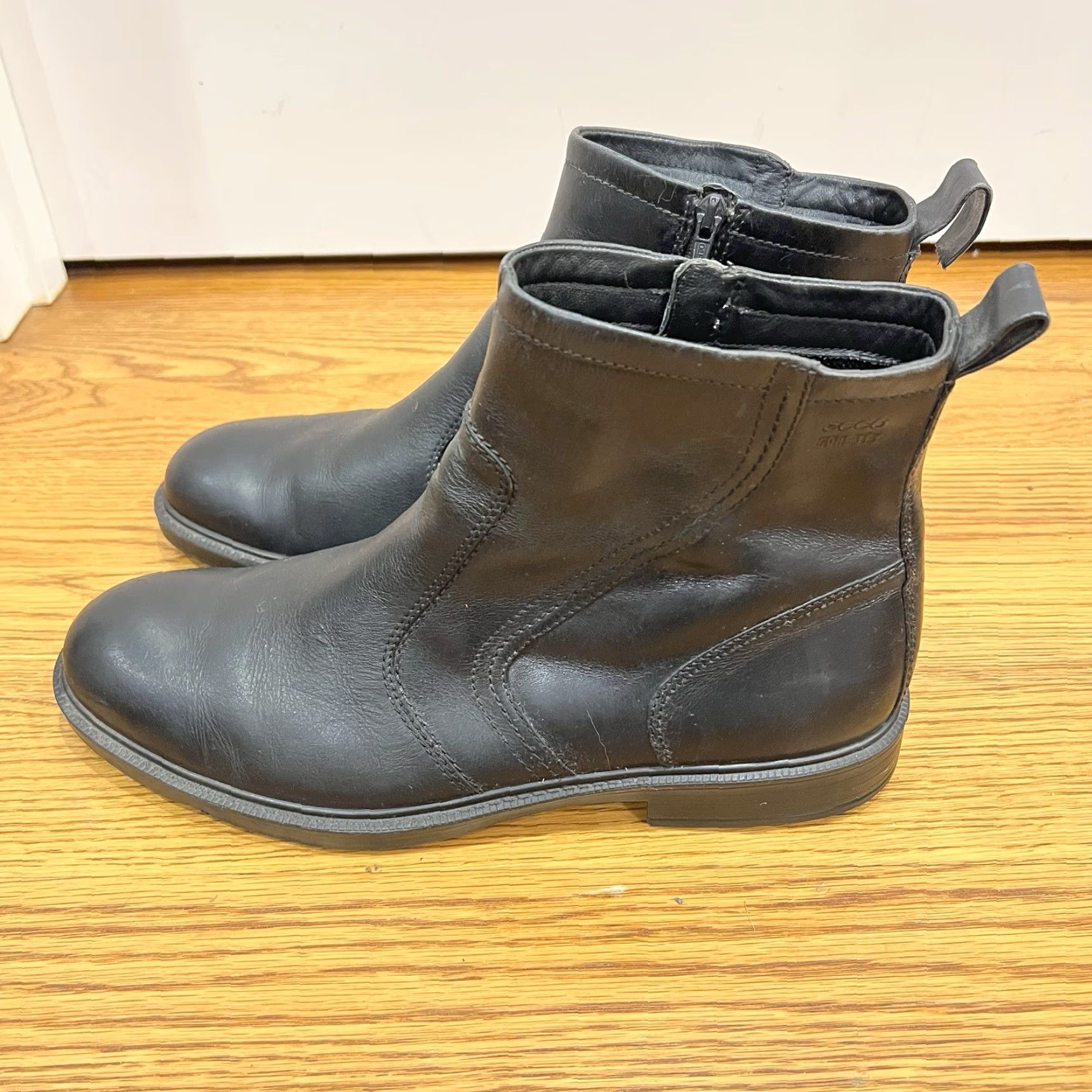 Ecco Ecco Gore Tex Atlanta Plain Leather Boot Men US 11 45 Black Waterproof Cushioned Zip City Bootie Size US 11 / EU 44 - 6 Thumbnail