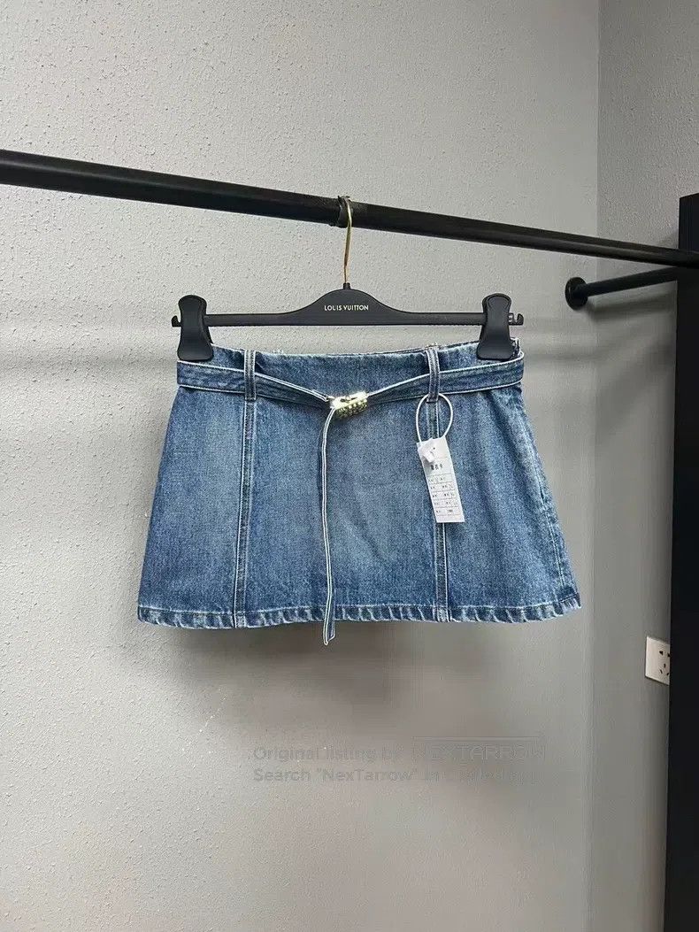 Miu Miu Miu Miu 36 Metal logo belt skirt Size 35" - 1 Thumbnail