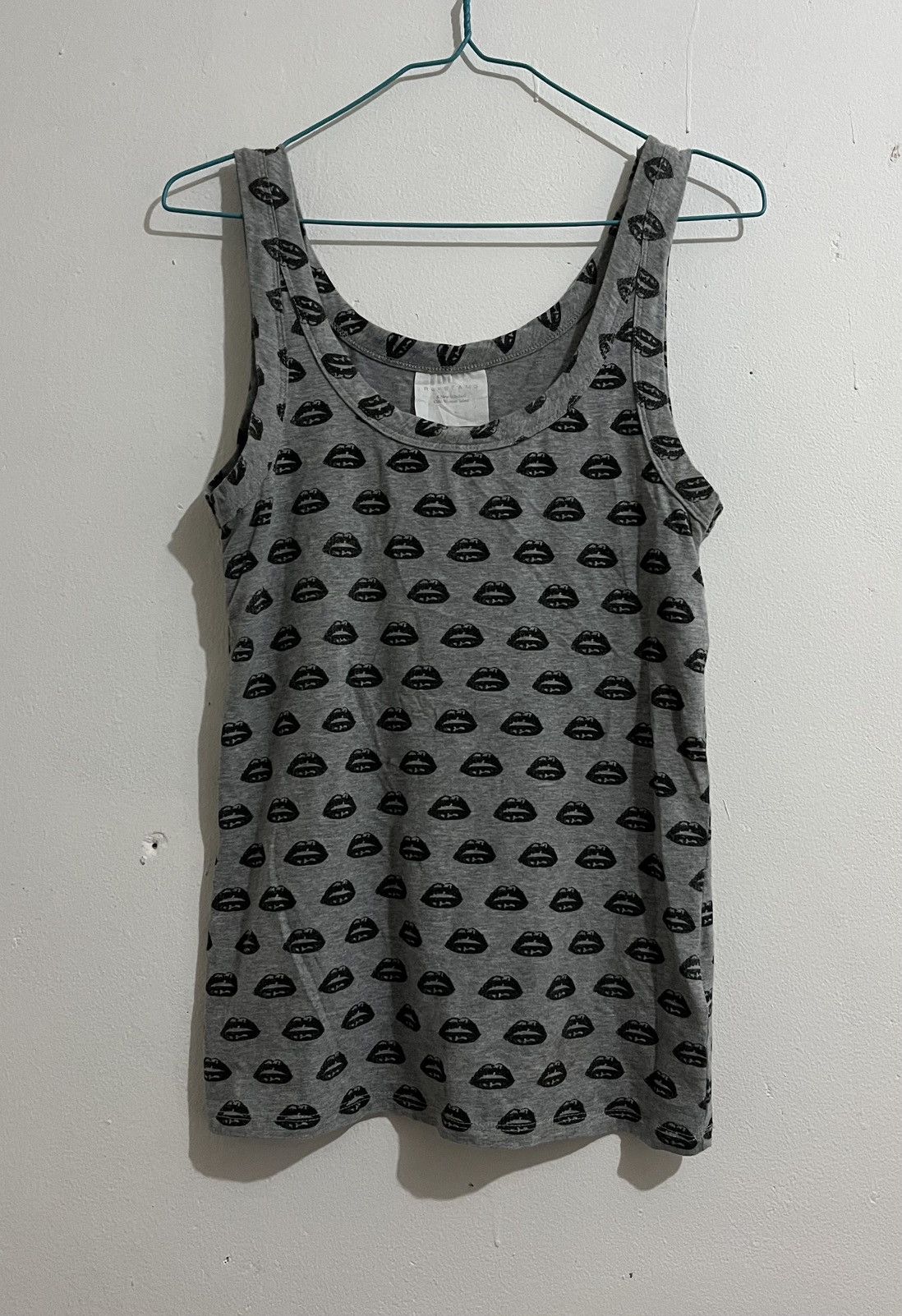 Beams Japan Japanese Ray Beams Tanktop Kiss Size M / US 6-8 / IT 42-44 - 1 Thumbnail