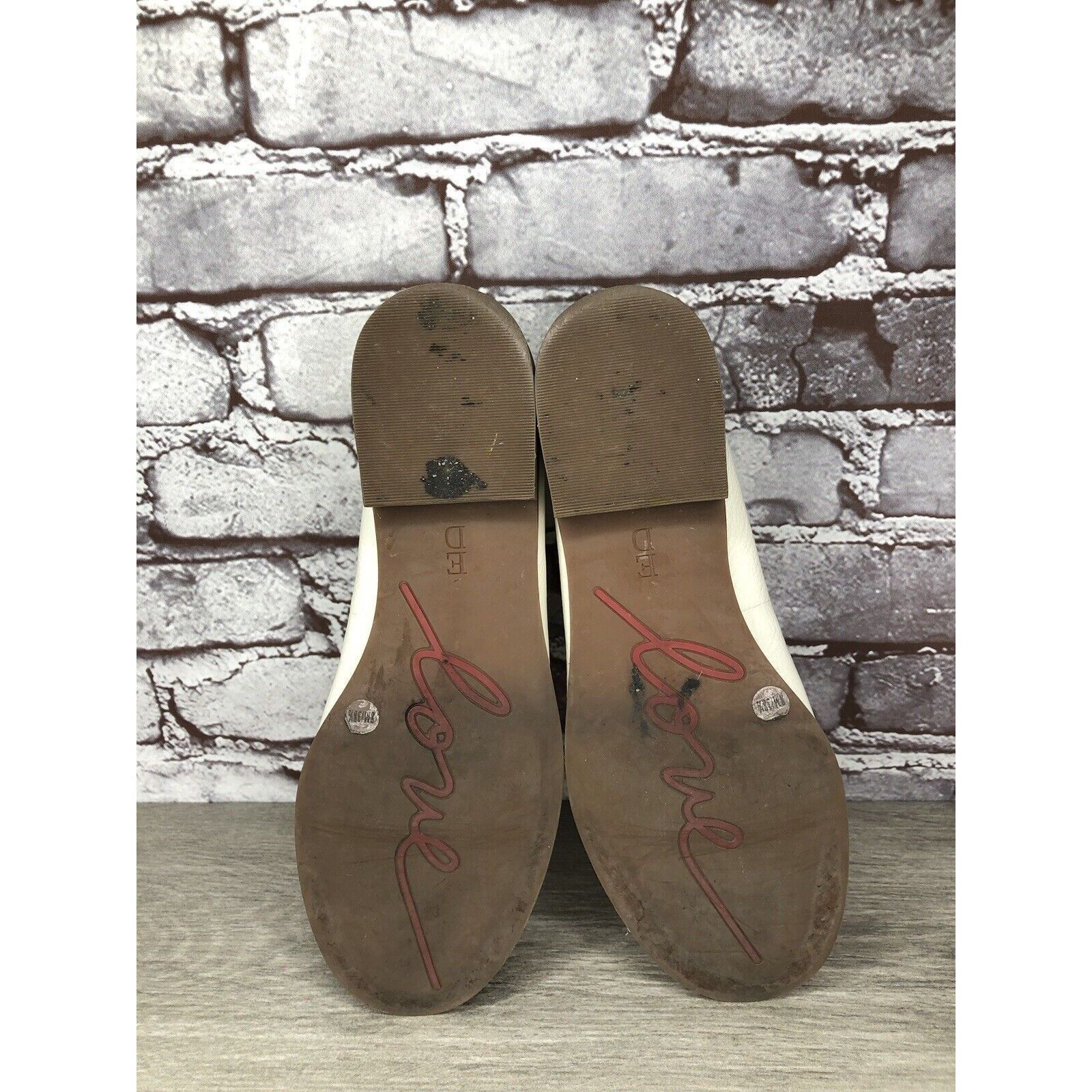 Other Ellen Degeneres ED Laddie White Leather Heart Loafers Shoes Size US 8 / IT 38 - 21 Thumbnail