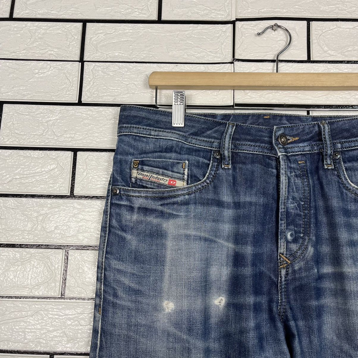 Diesel Vintage Diesel Distressed Denim Jeans Size US 32 / EU 48 - 6 Thumbnail