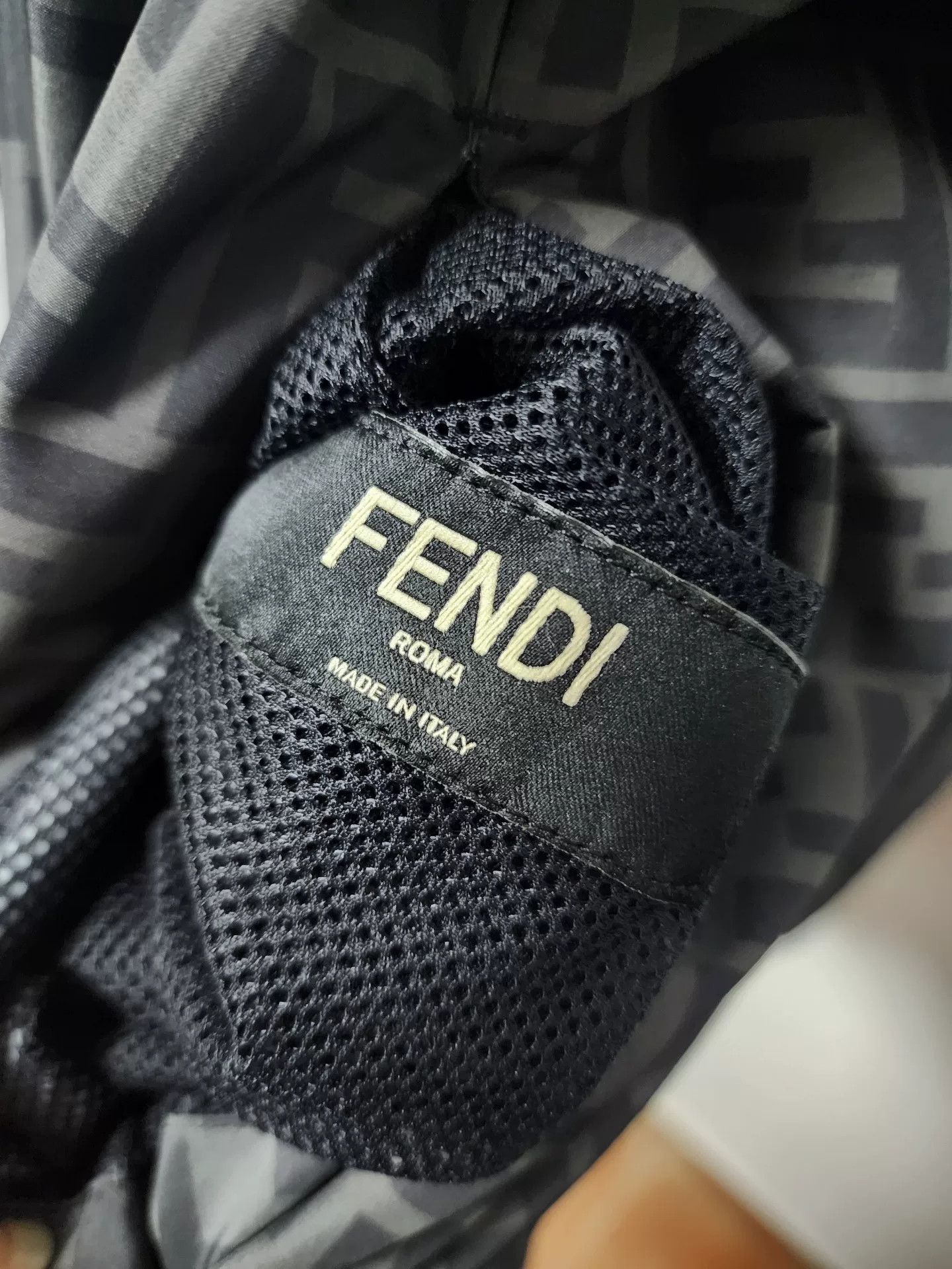 Fendi fendi fw22 dual-sided letter pattern jacket Size US M / EU 48-50 / 2 - 3 Thumbnail