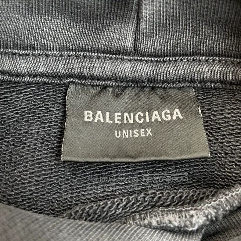Balenciaga Balenciaga Pattern Print Hooded Long Sleeve Sweater Size US XXL / EU 58 / 5 - 5 Thumbnail