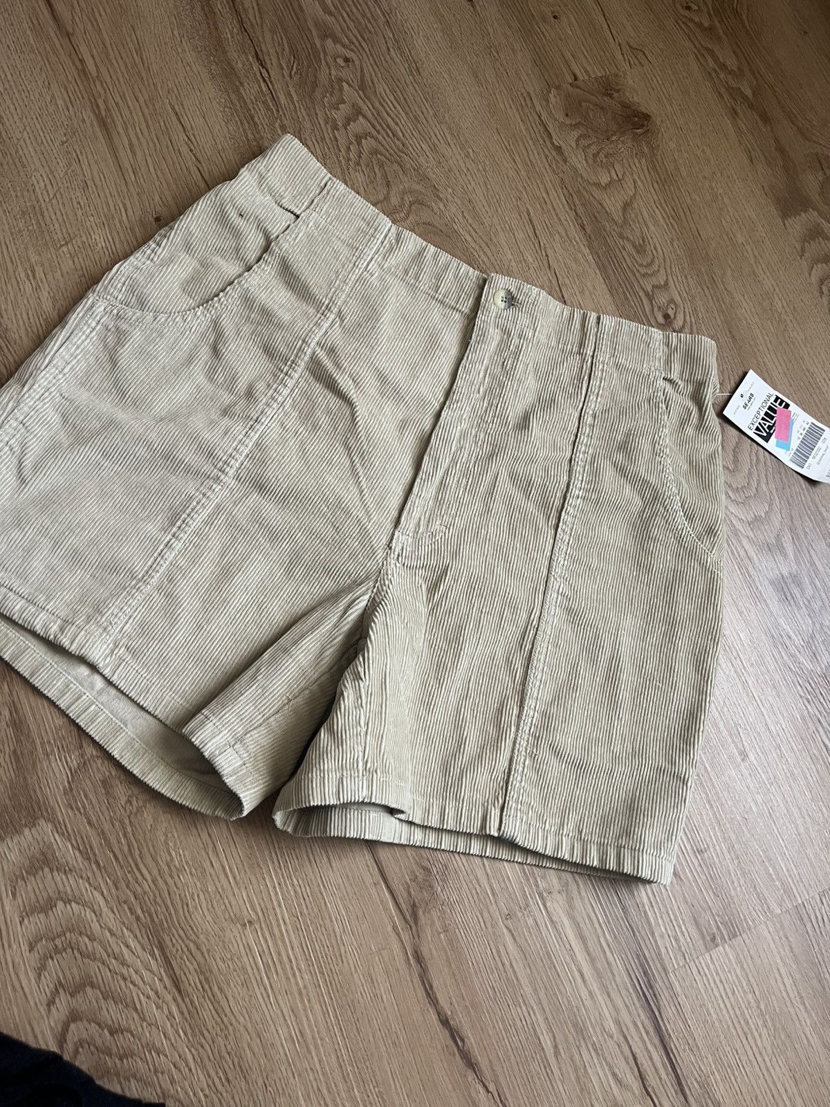 David Taylor Brand new corduroy shorts Size 34" / US 12 / IT 48 - 1 Thumbnail