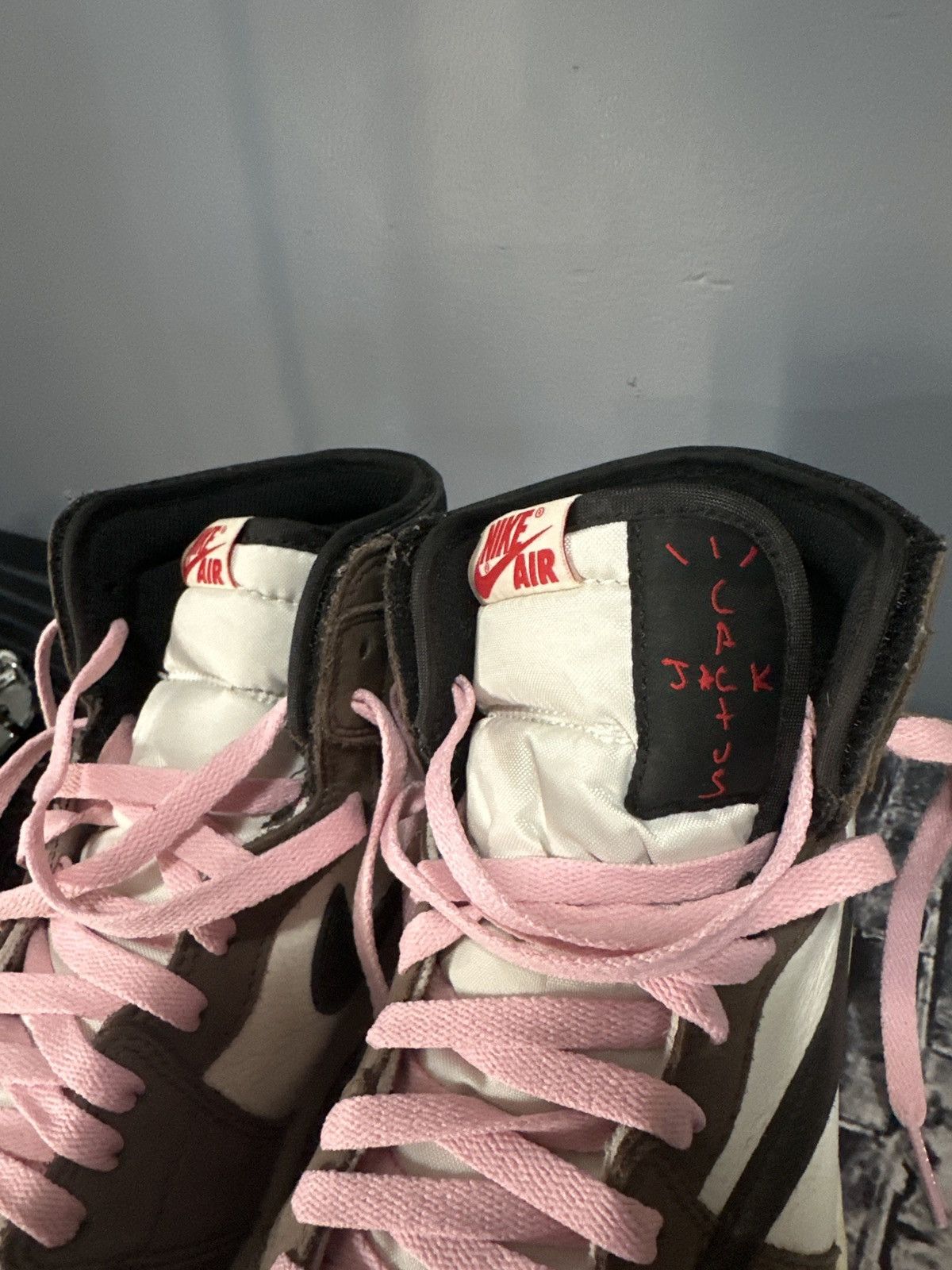 Nike × Travis Scott Jordan 1 travis scott high brown Size US 10 / EU 43 - 8 Thumbnail
