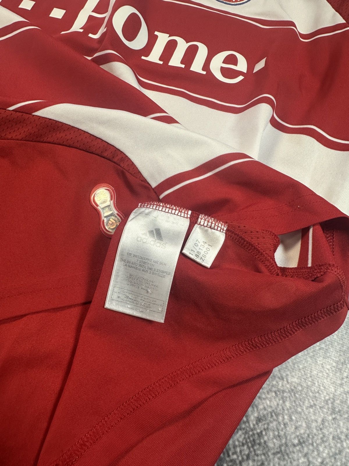 Adidas Adidas Bayern Munich 7 Ribery Soccer Jersey Blokecore M USA Size US M / EU 48-50 / 2 - 7 Thumbnail