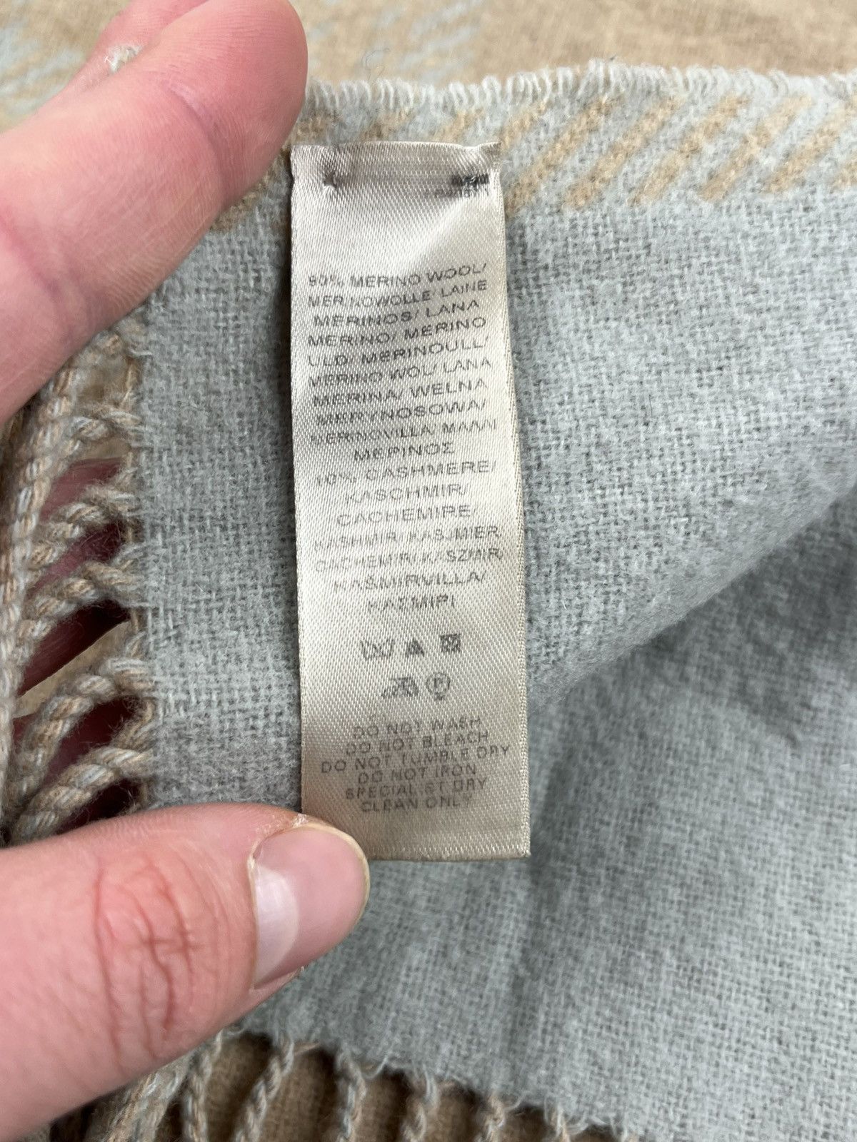 Burberry BURBERRY Wool Merino Cashmere Nova Check Monogram Scarf Size ONE SIZE - 6 Thumbnail