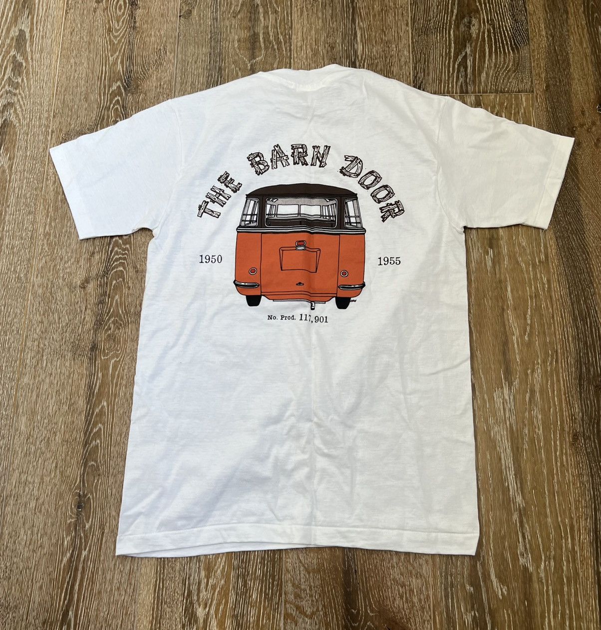 Hanes Vintage the Barn Door Volkswagen pocket tee Size US S / EU 44-46 / 1 - 1 Thumbnail