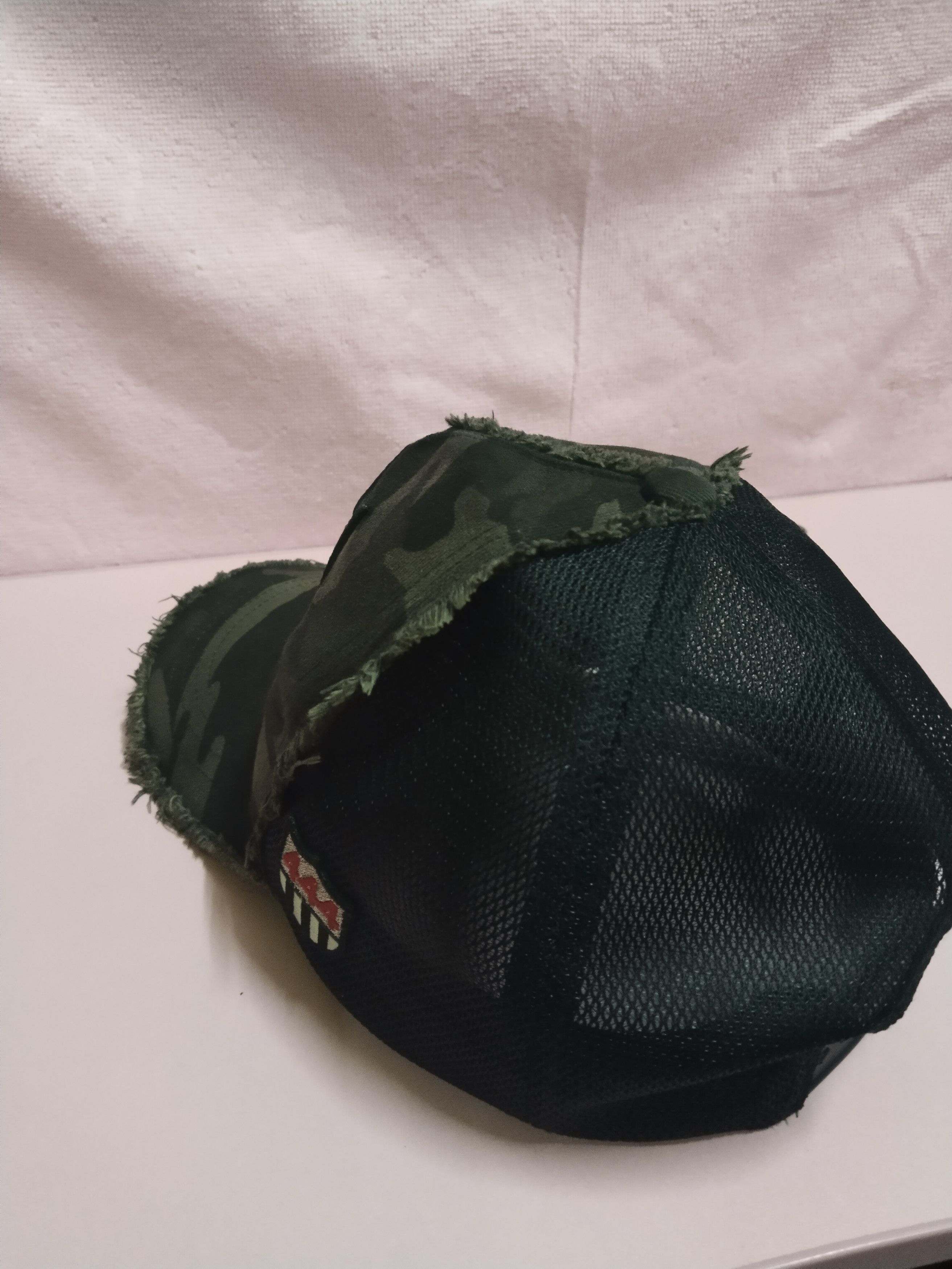 Designer VINTAGE DESIGNER YOSHINORI KOTAKE CAMO TRUCKER HAT Size ONE SIZE - 4 Thumbnail