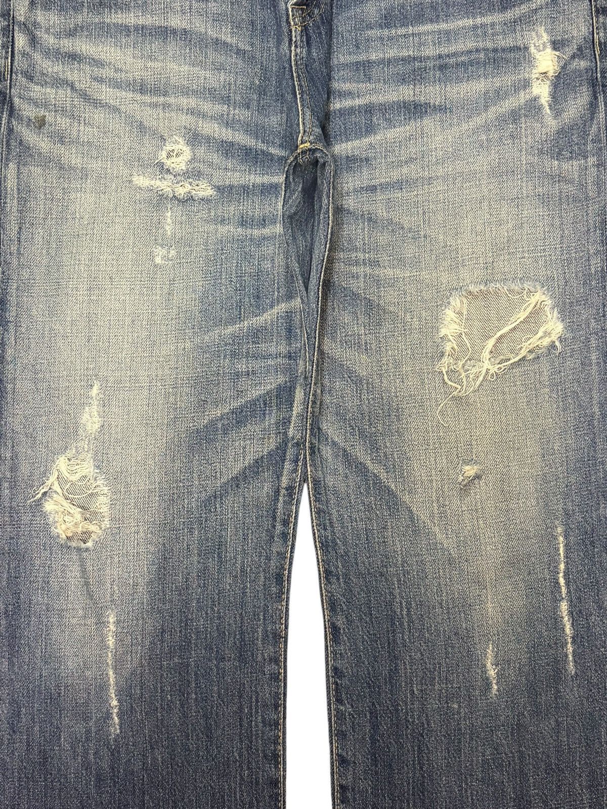 Edwin Vintage Japanese Brand Buckle Back Distressed Jeans Size 32" / US 10 / IT 46 - 3 Thumbnail