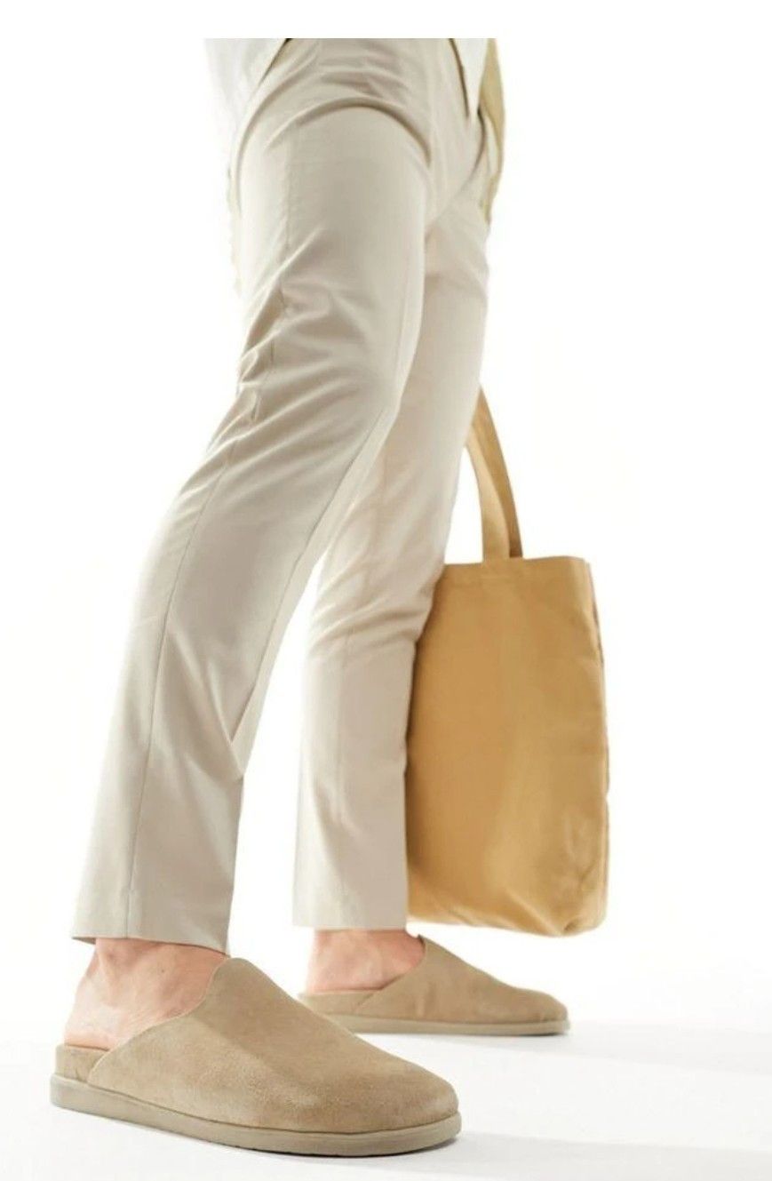 Vince Vince Decker Mens Slip On Decker Suede Mules/ Camel Size 11 Size US 11 / EU 44 - 13 Thumbnail
