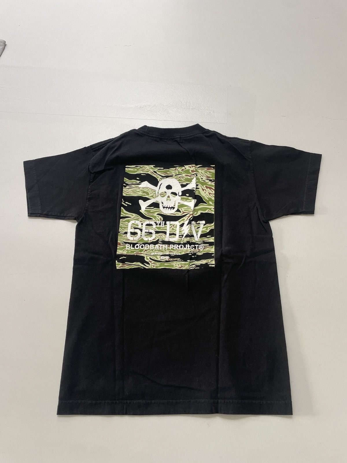 Black Label Black label t-shirt skull printed and pocket front t-shirt Size US S / EU 44-46 / 1 - 4 Thumbnail