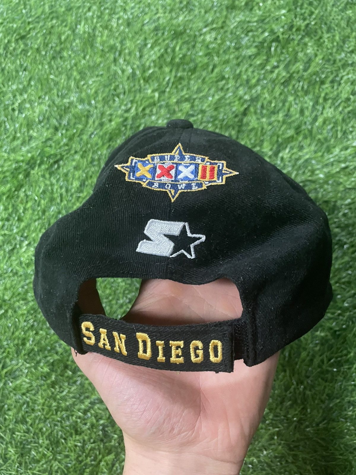 NFL × Vintage Vintage Starter NFL Denver Broncos 1997/1998 Adjustable Hat Size ONE SIZE - 4 Thumbnail