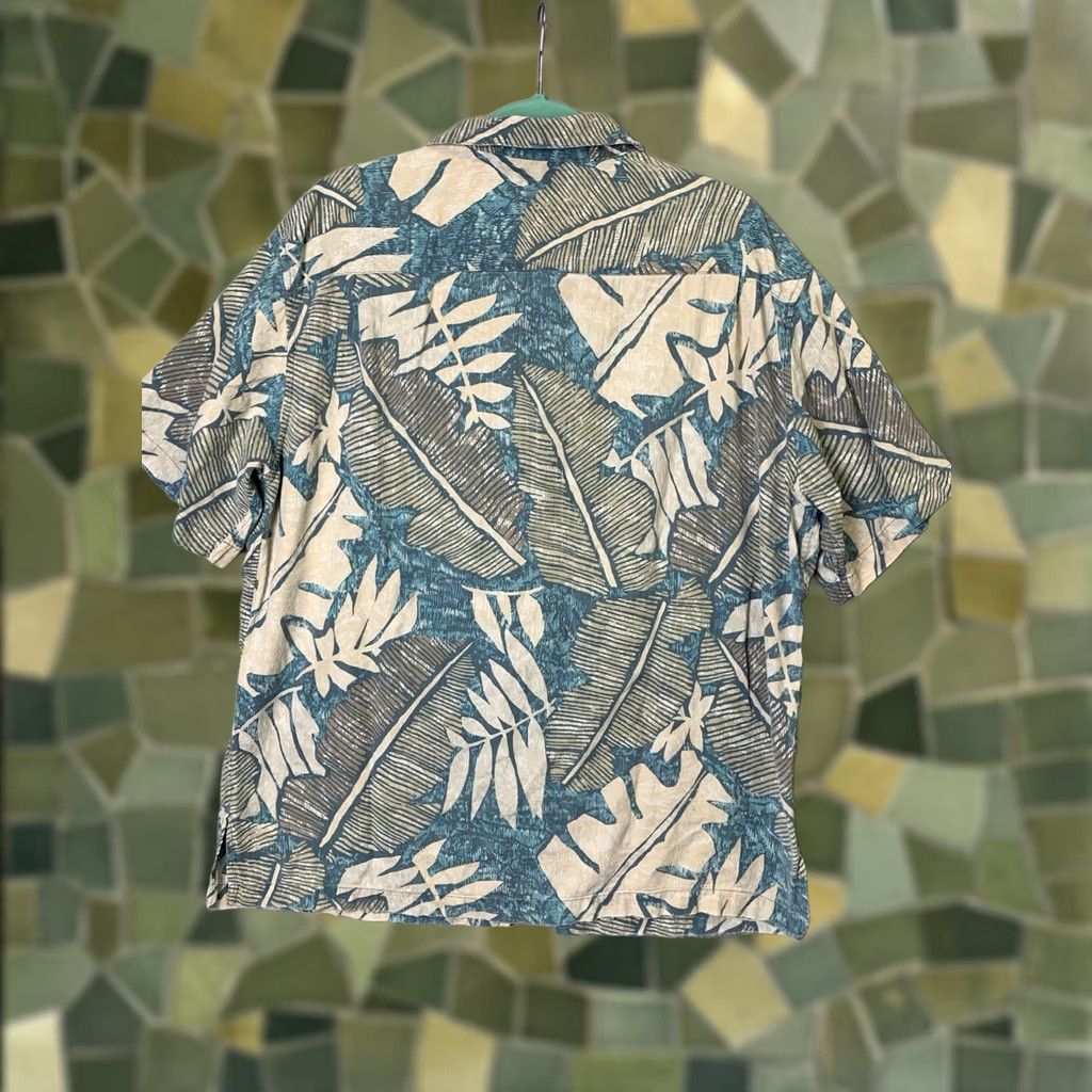 Tori Richard Tori Richard Shirt Men XL Hawaiian Palm Leaves Tropical Vacation Silk Blend Multicolor All Seasons Short Sleeve Button-Up Size US XL / EU 56 / 4 - 1 Thumbnail