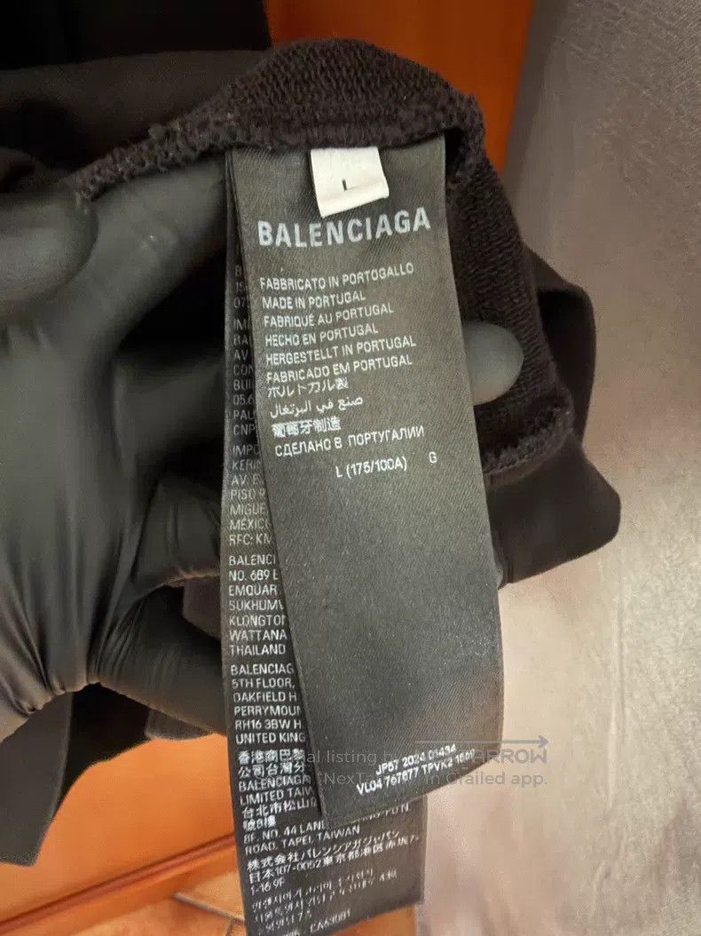 Balenciaga Balenciaga Black Front and Back Embroidery Logo Hooded Swe Size US L / EU 52-54 / 3 - 4 Thumbnail