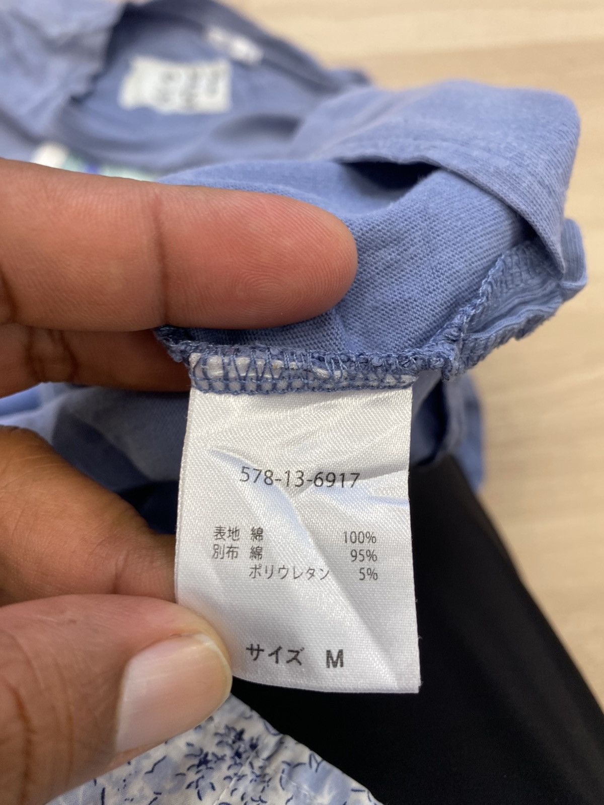 Japanese Brand Colza anime box logo size M Size US M / EU 48-50 / 2 - 7 Thumbnail